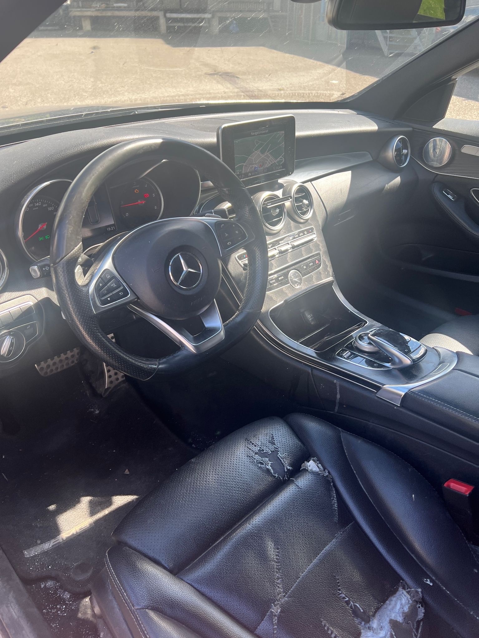 MERCEDES-BENZ C 250 d Swiss Star Avantgarde 4Matic 9G-Tronic-image-8
