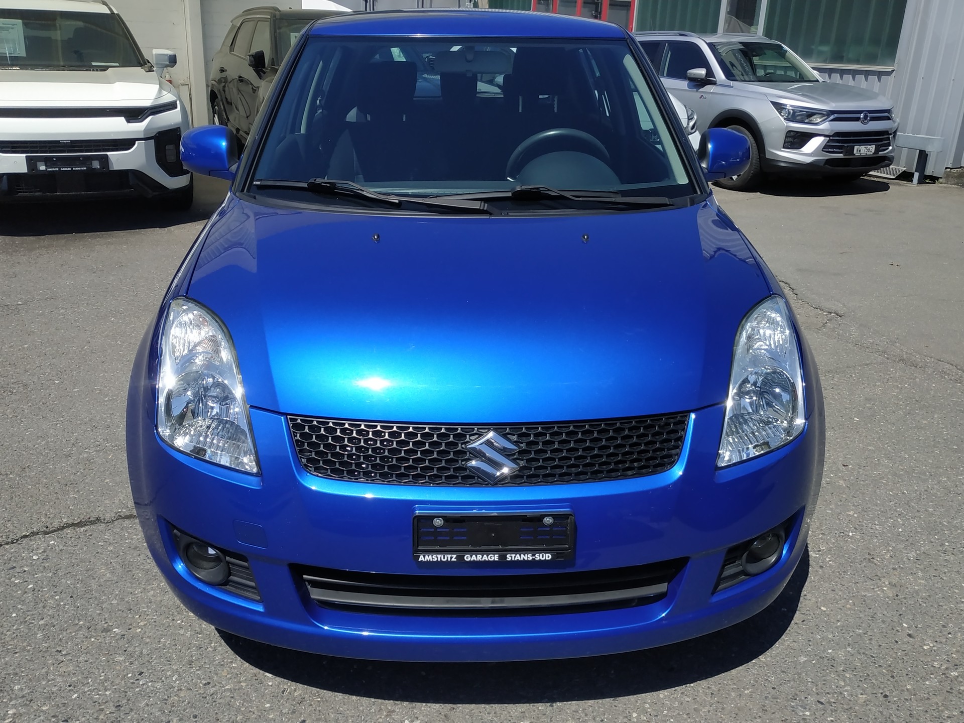SUZUKI Swift 1.3i 16V GL Top 4x4-showroom-element-3