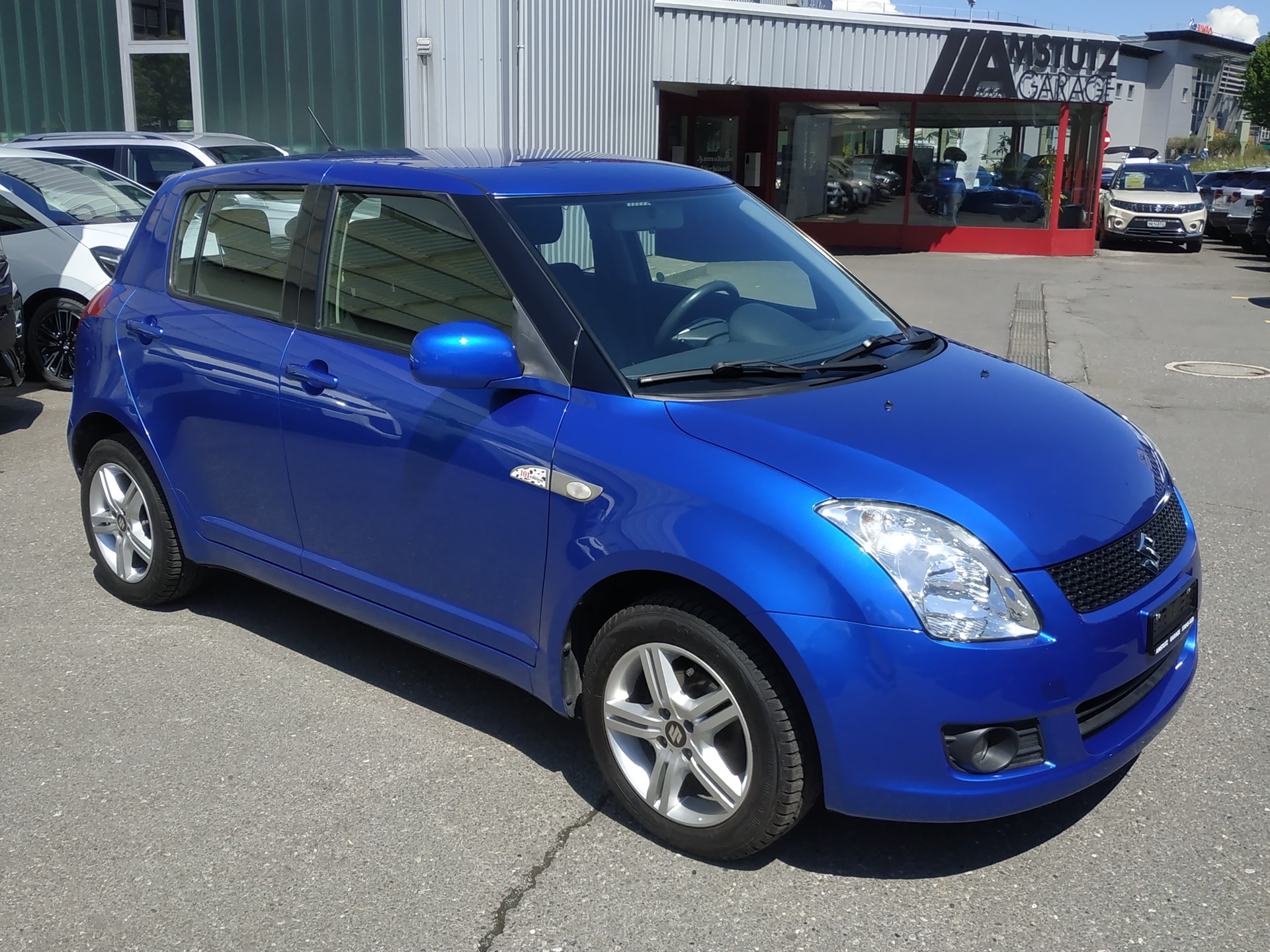 SUZUKI Swift 1.3i 16V GL Top 4x4-showroom-element-1