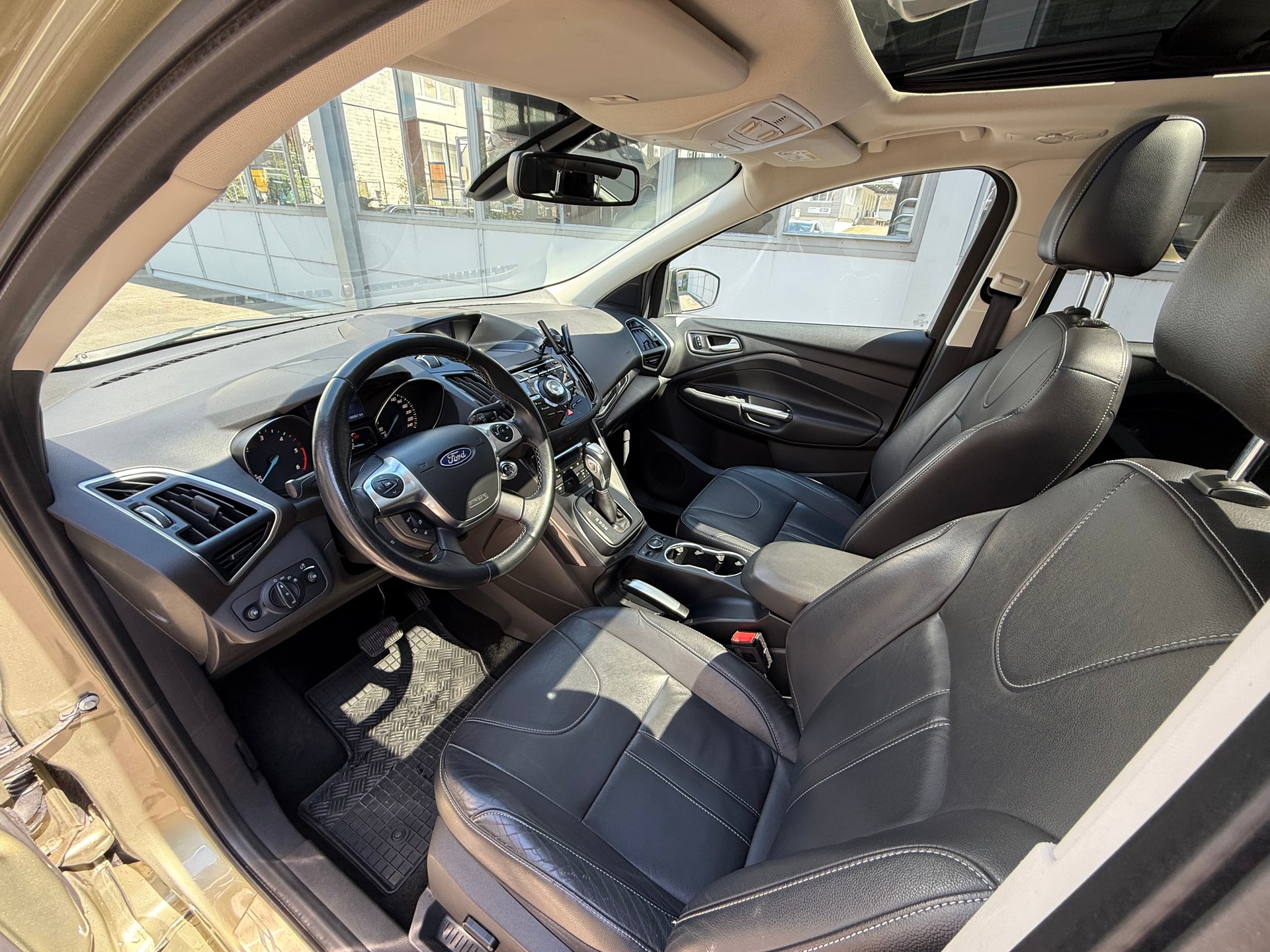 FORD Kuga 2.0 TDCi Titanium S 4WD PowerShift *Frisch ab MFK *AHK 2100 Kg *Tempomat *12 Monate Garantie-image-7