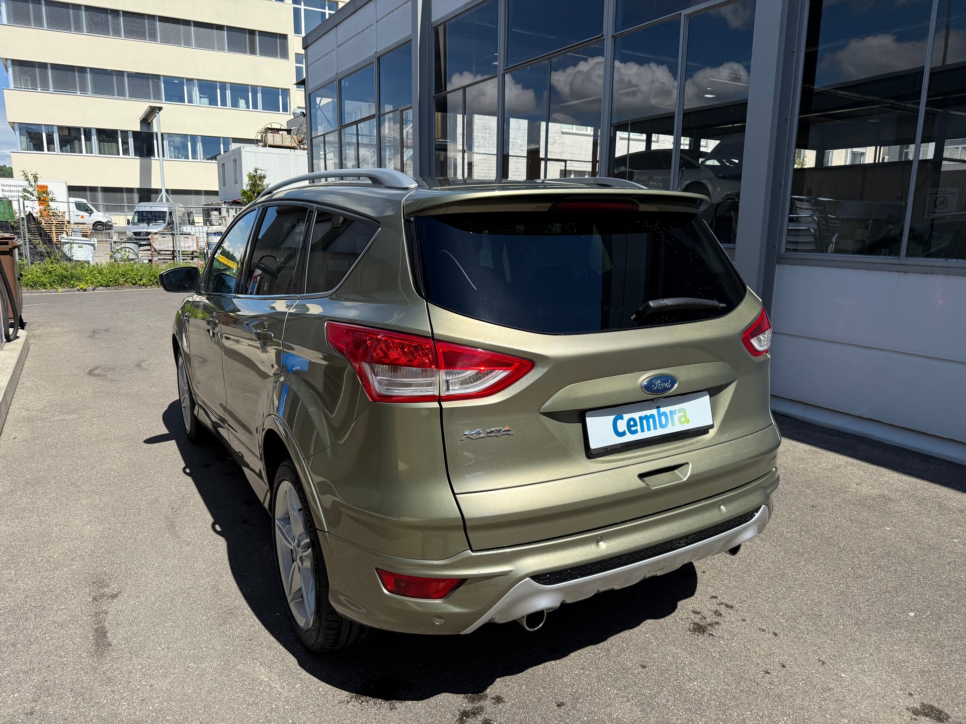 FORD Kuga 2.0 TDCi Titanium S 4WD PowerShift *Frisch ab MFK *AHK 2100 Kg *Tempomat *12 Monate Garantie-image-4