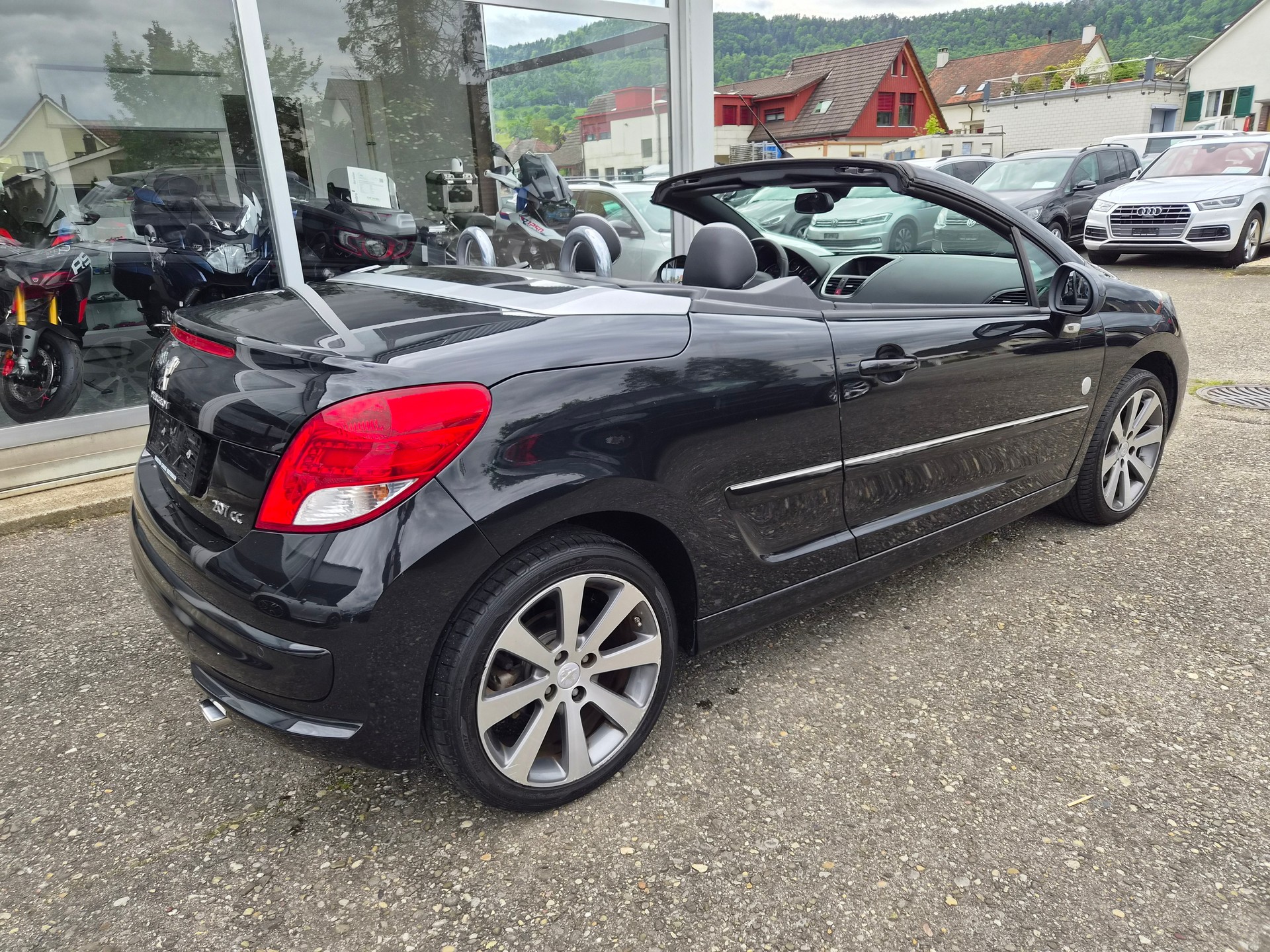 PEUGEOT 207 CC 1.6 16V Roland Garros-image-8