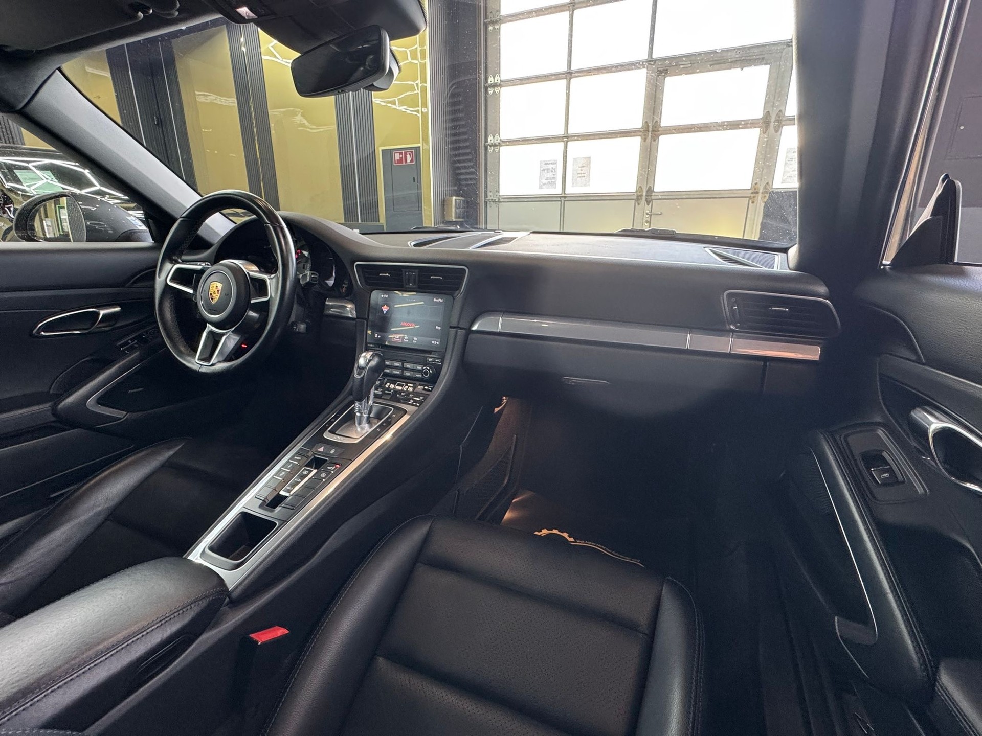 PORSCHE 911 Carrera 4 PDK - Porsche approved-image-10
