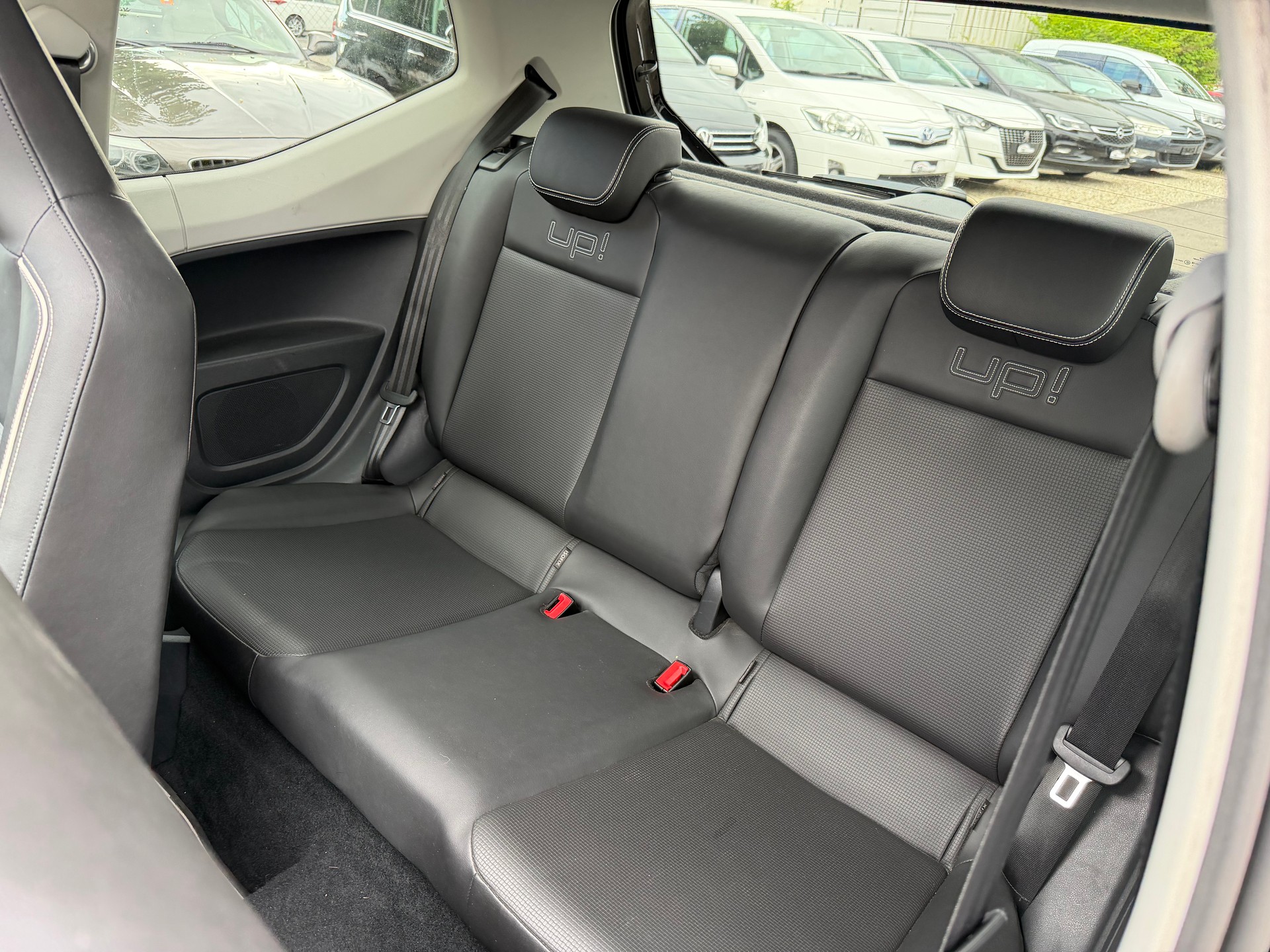 VW Up 1.0 BMT high up-image-9