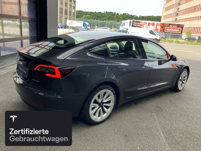 TESLA Model 3 Long Range AWD-image-8
