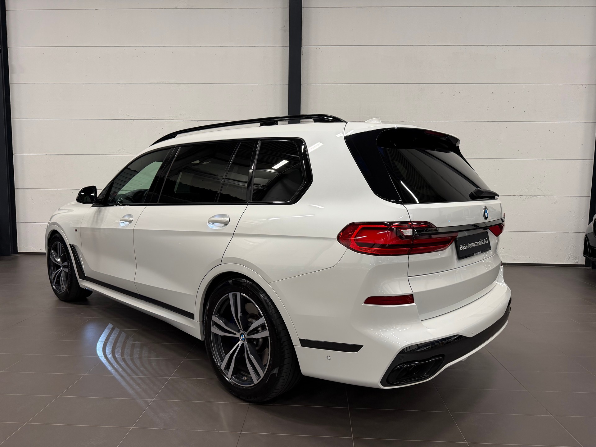 BMW X7 xDrive M50i Steptronic-image-13