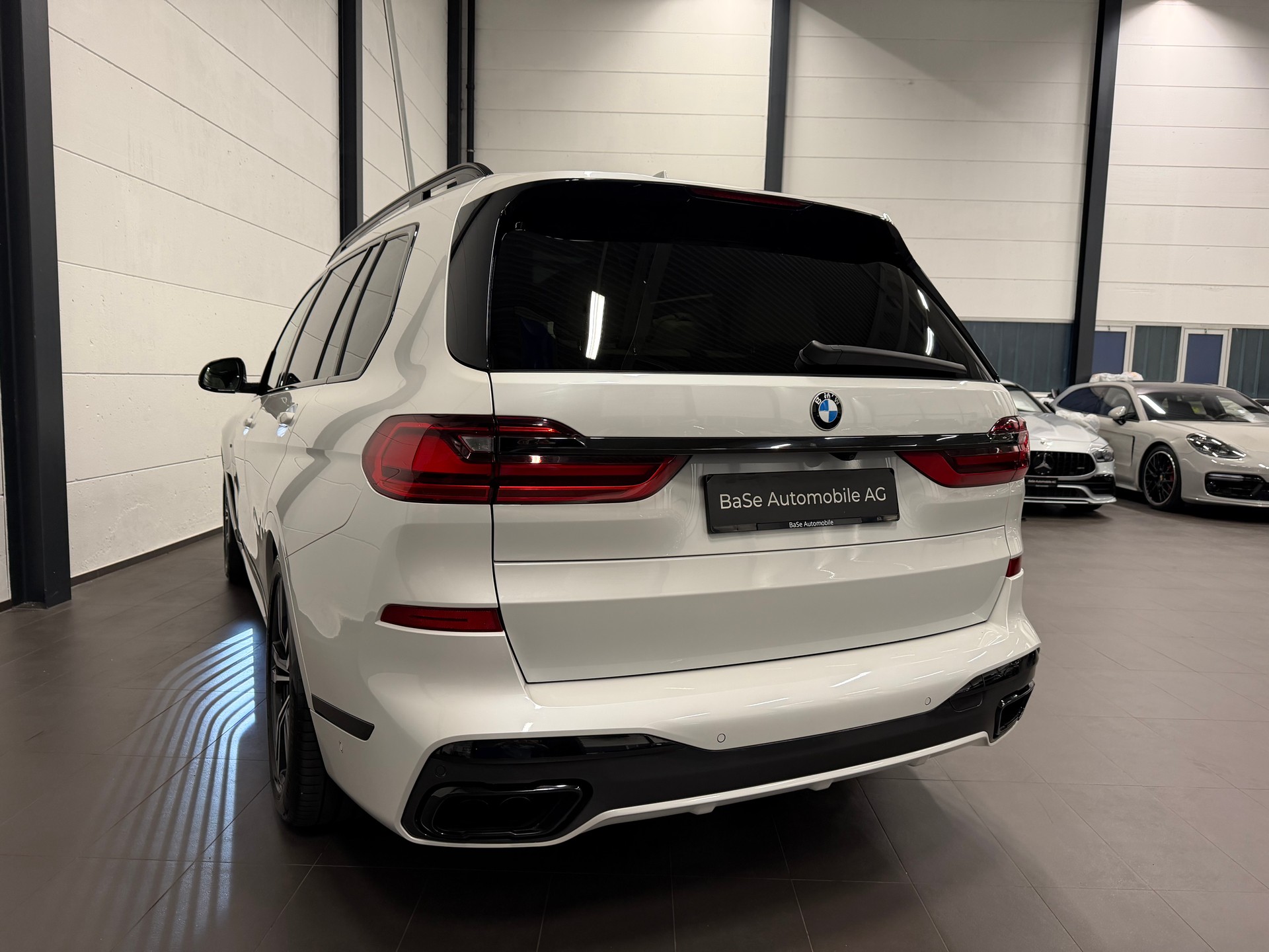 BMW X7 xDrive M50i Steptronic-image-14