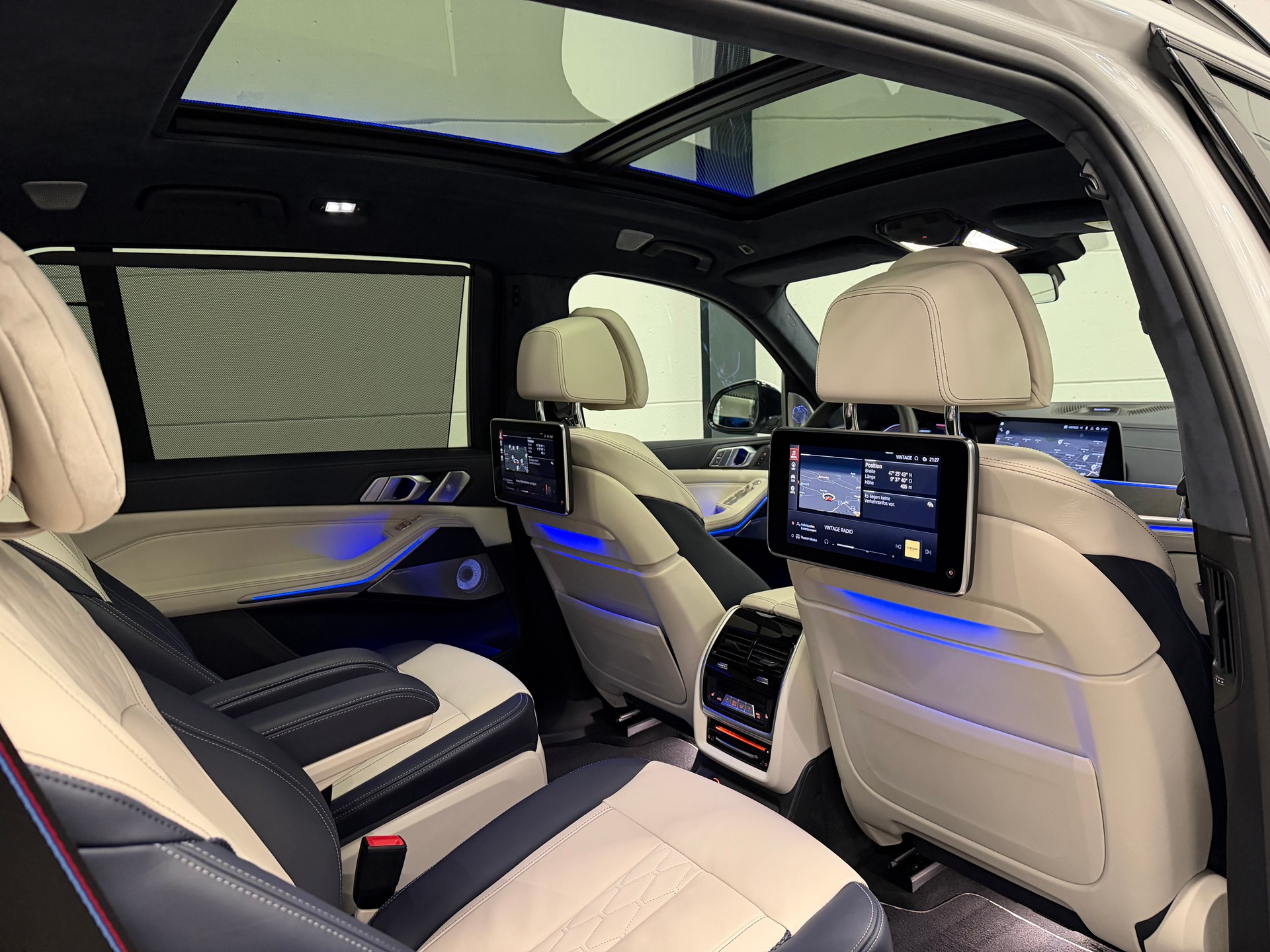 BMW X7 xDrive M50i Steptronic-image-22