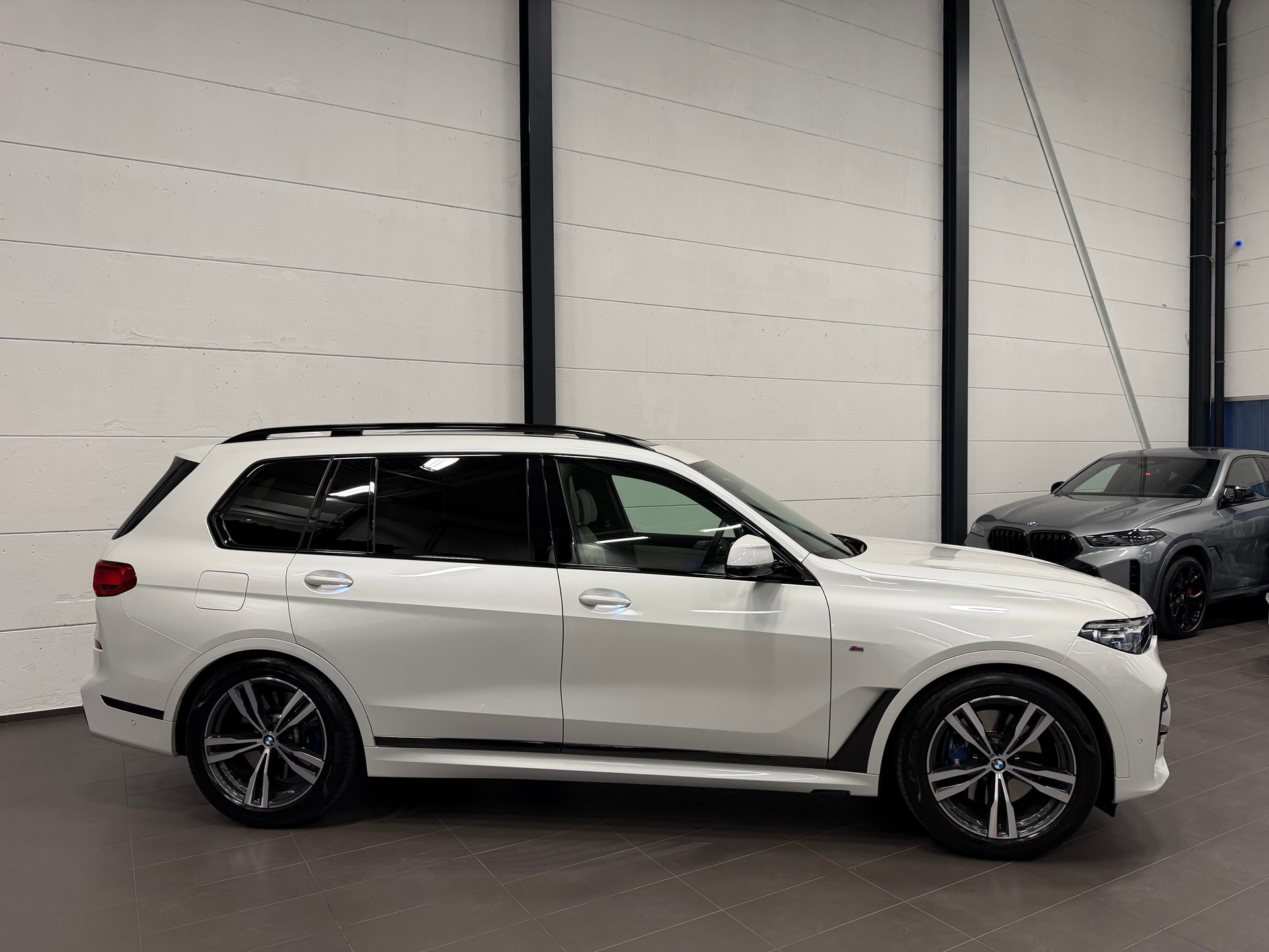 BMW X7 xDrive M50i Steptronic-image-5