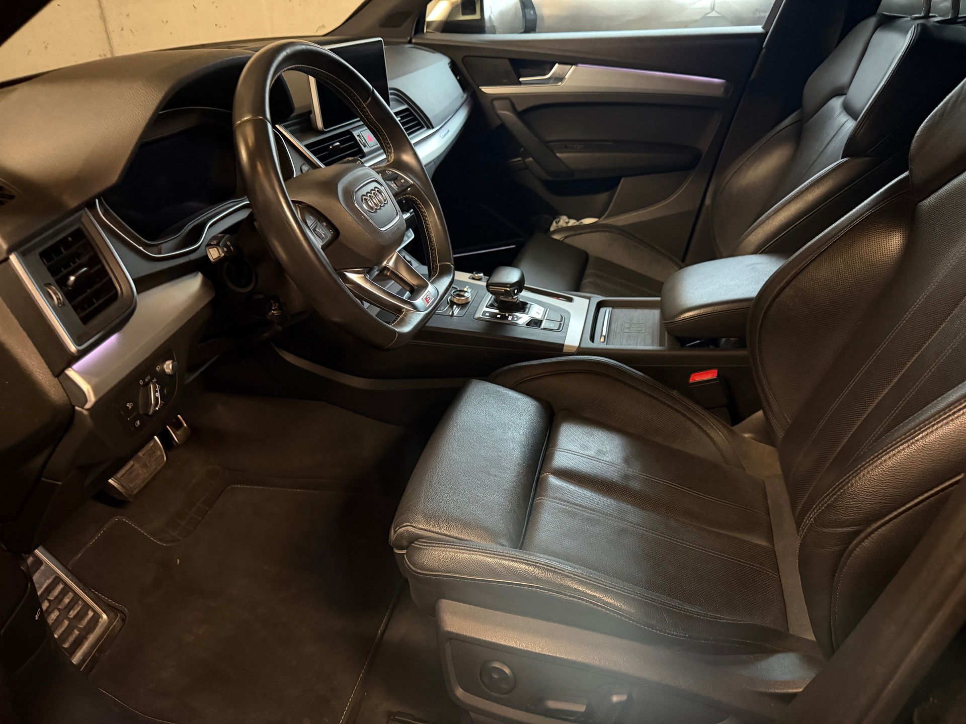 AUDI 3.0 V6 TDI quattro T-Tronic-image-4