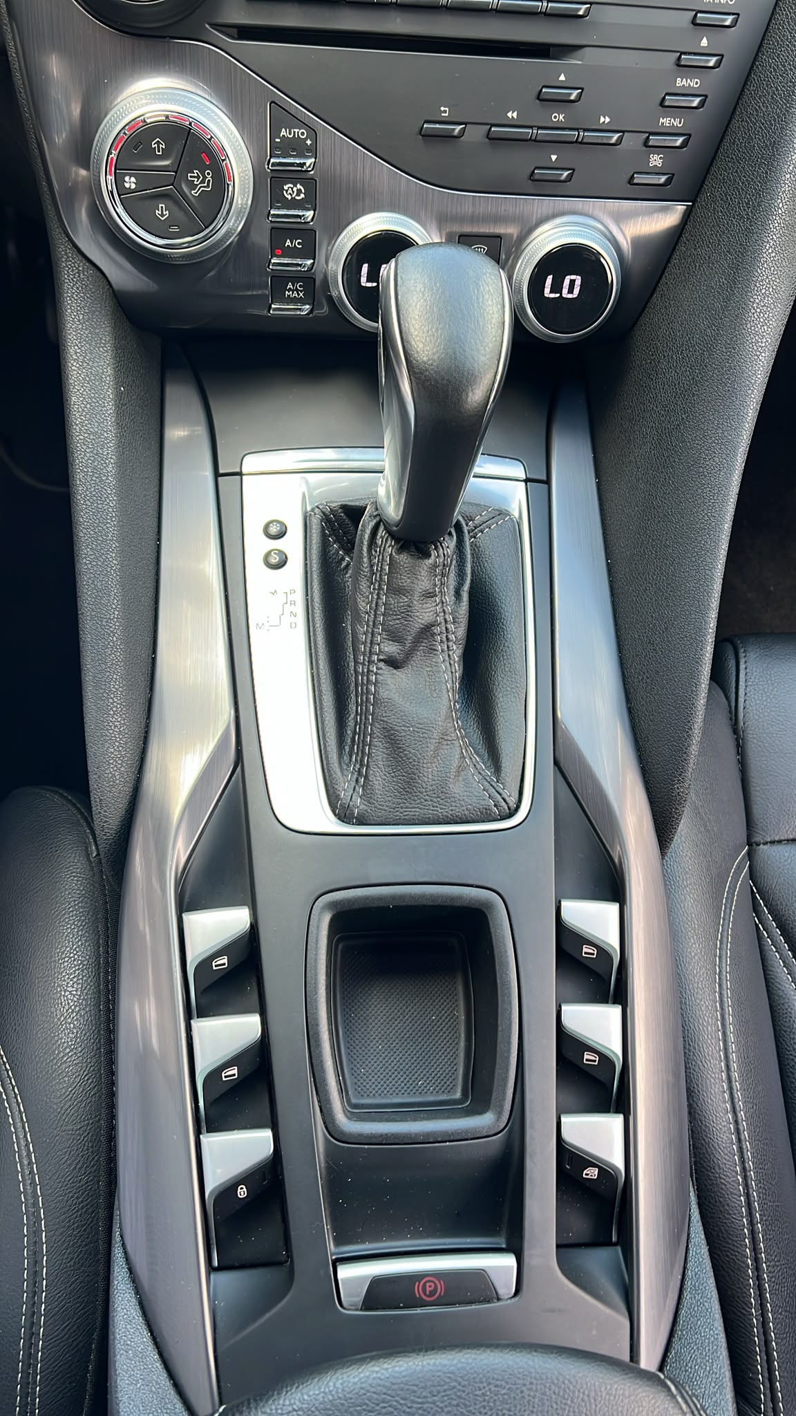DS AUTOMOBILES DS5 1.6 Turbo SO Chic Automatic-image-11