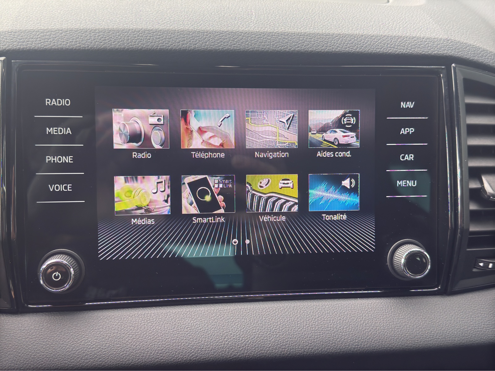SKODA Karoq 1.5 TSI SportLine DSG-image-15