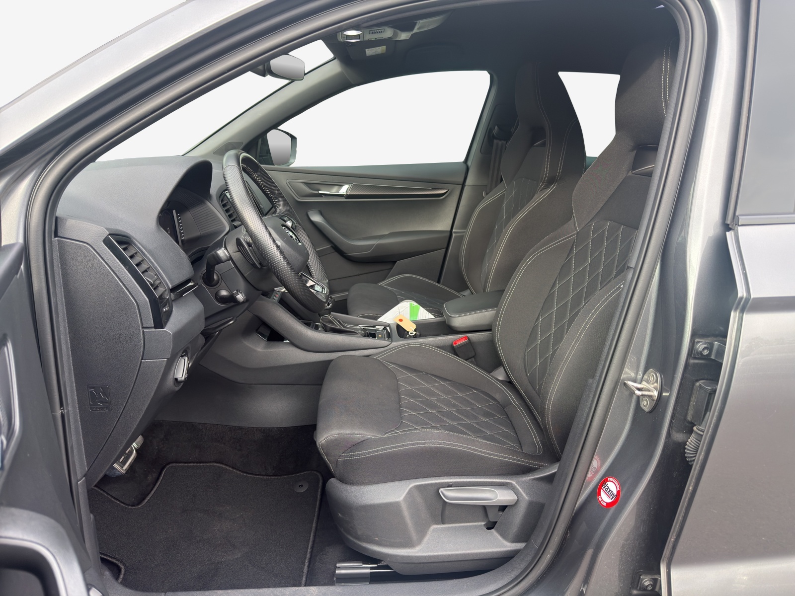 SKODA Karoq 1.5 TSI SportLine DSG-image-7