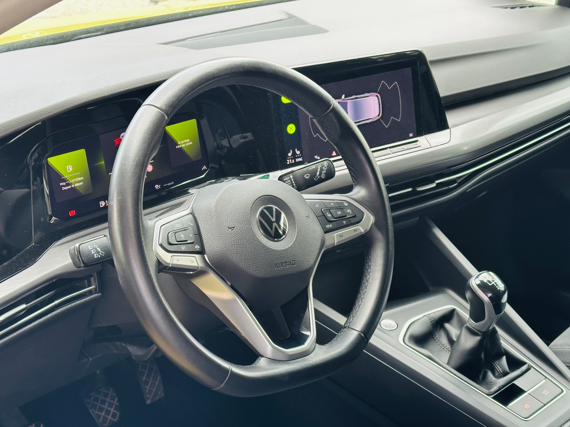 VW Golf 1.5 TSI ACT First Edition-image-14