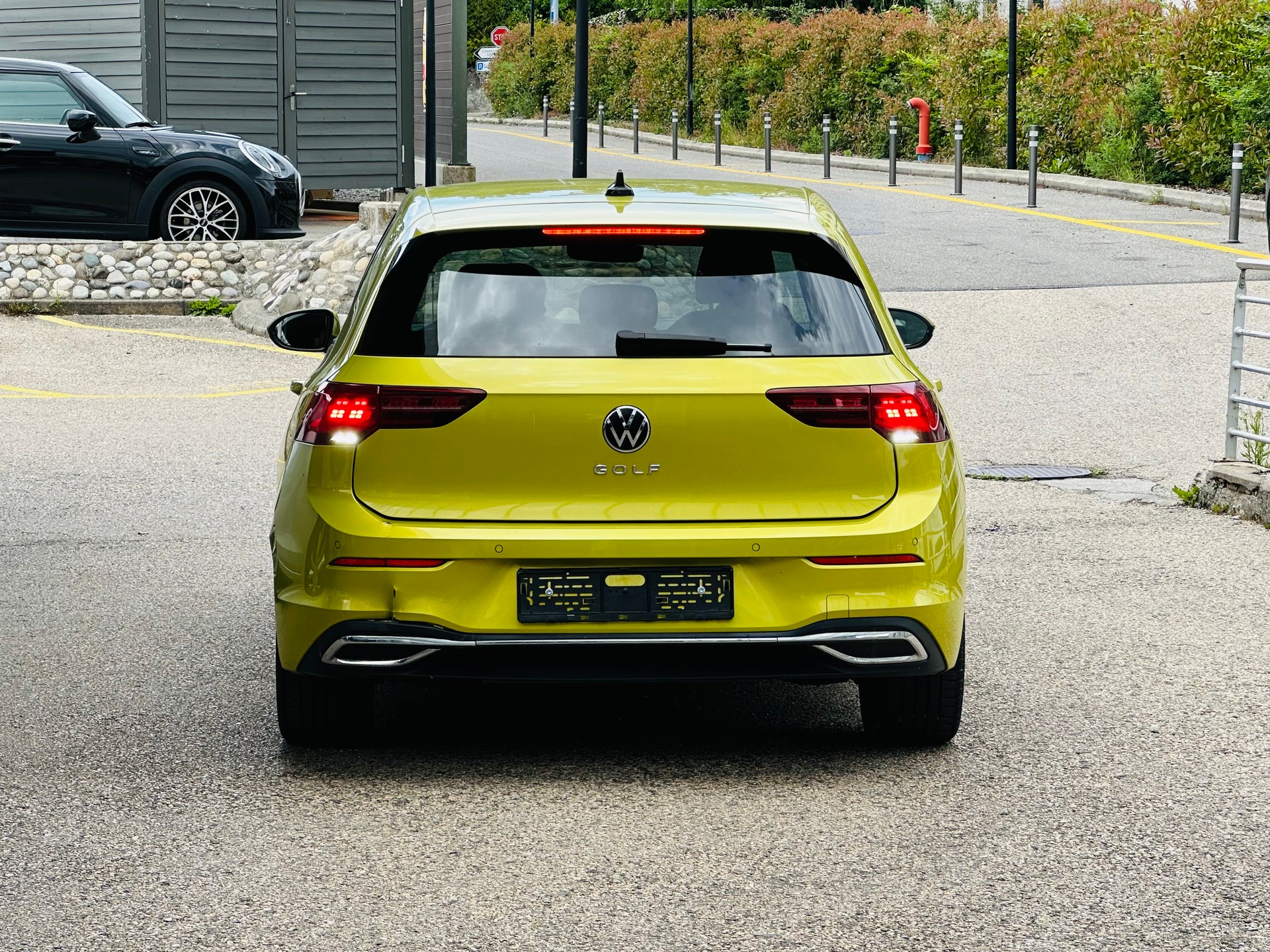 VW Golf 1.5 TSI ACT First Edition-image-9