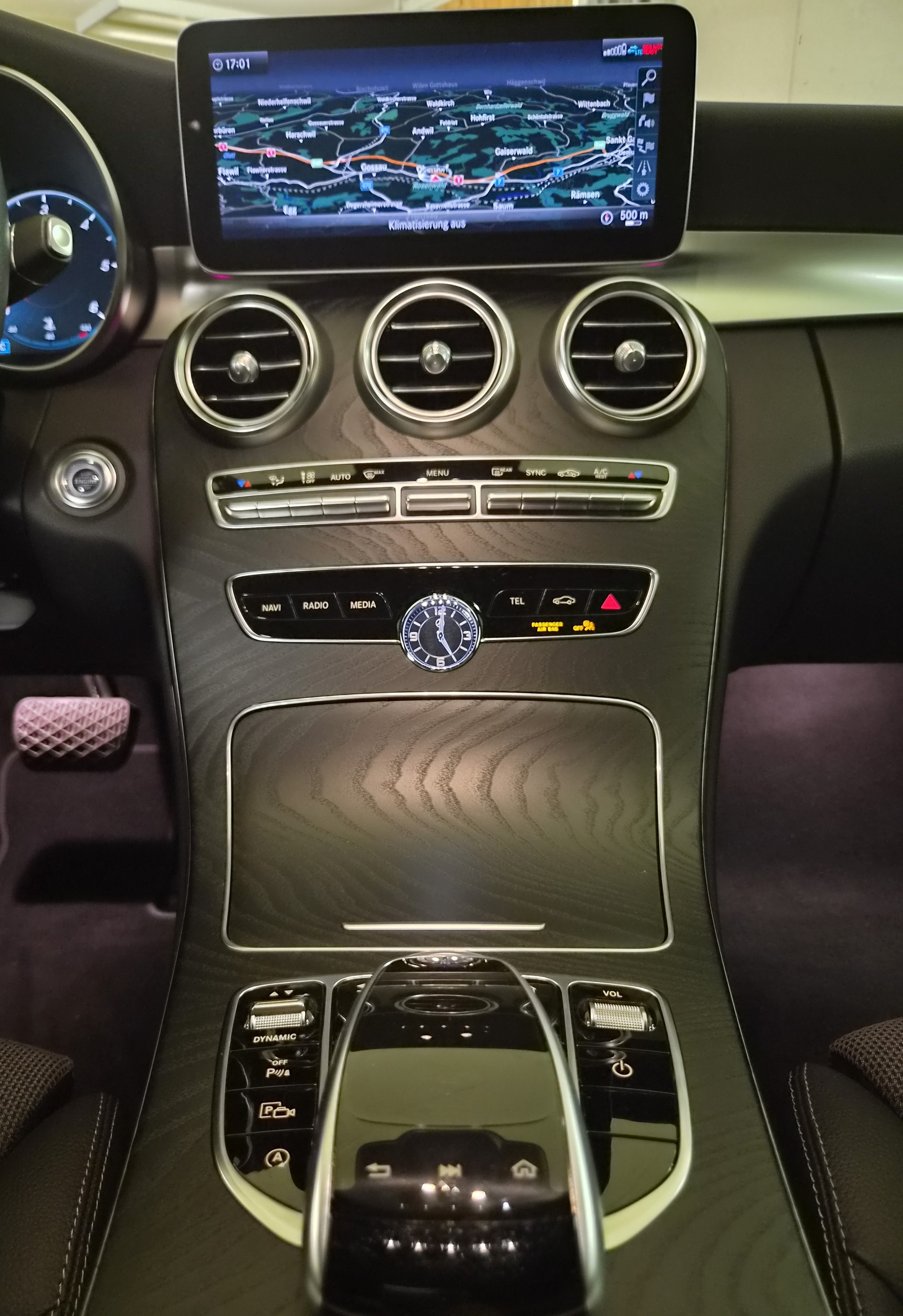 MERCEDES-BENZ C 220 d Swiss Star AMG Line 4M 9G-Tronic-image-20