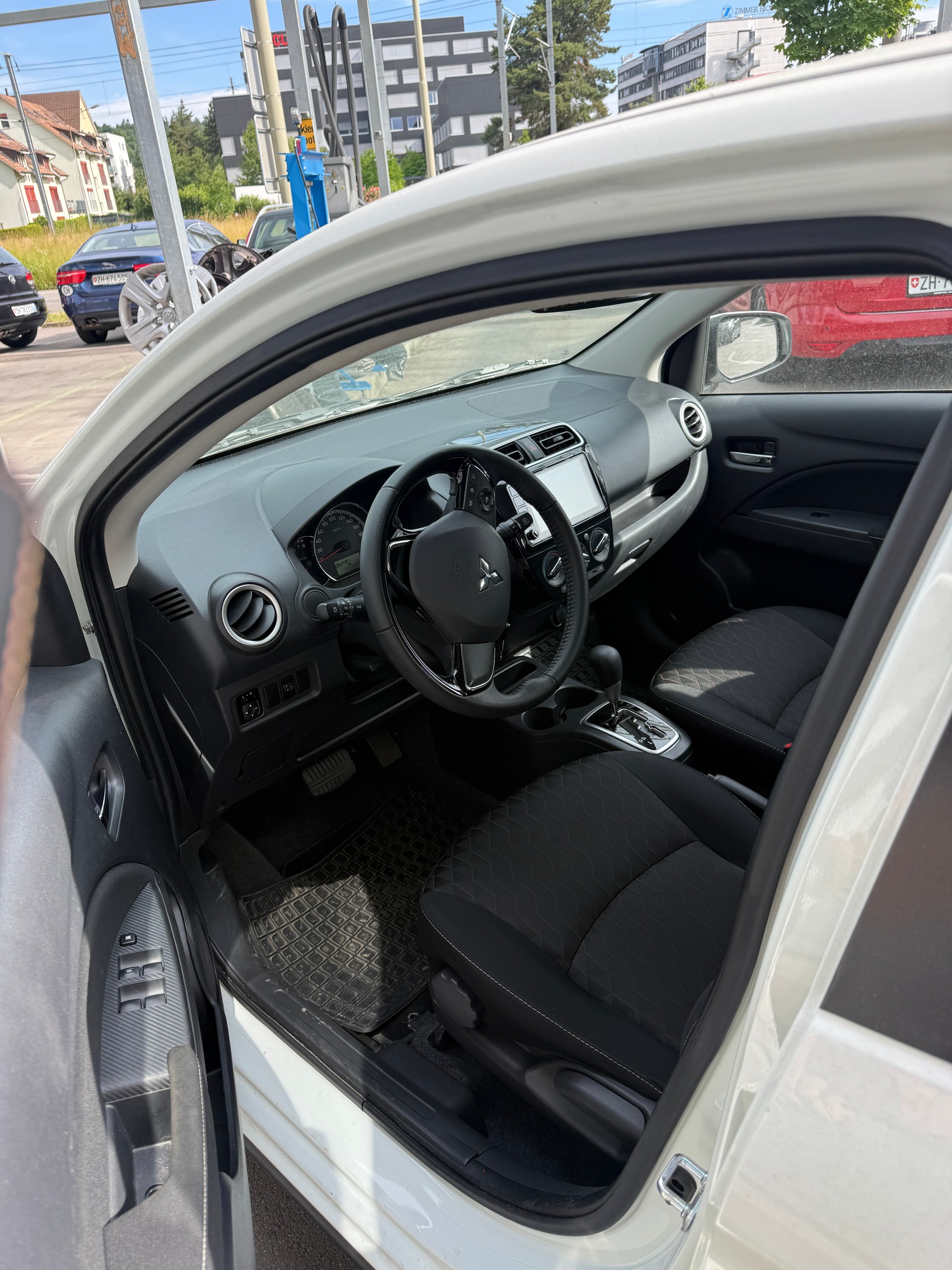 MITSUBISHI Space Star 1.2 CVT Intense+-image-5