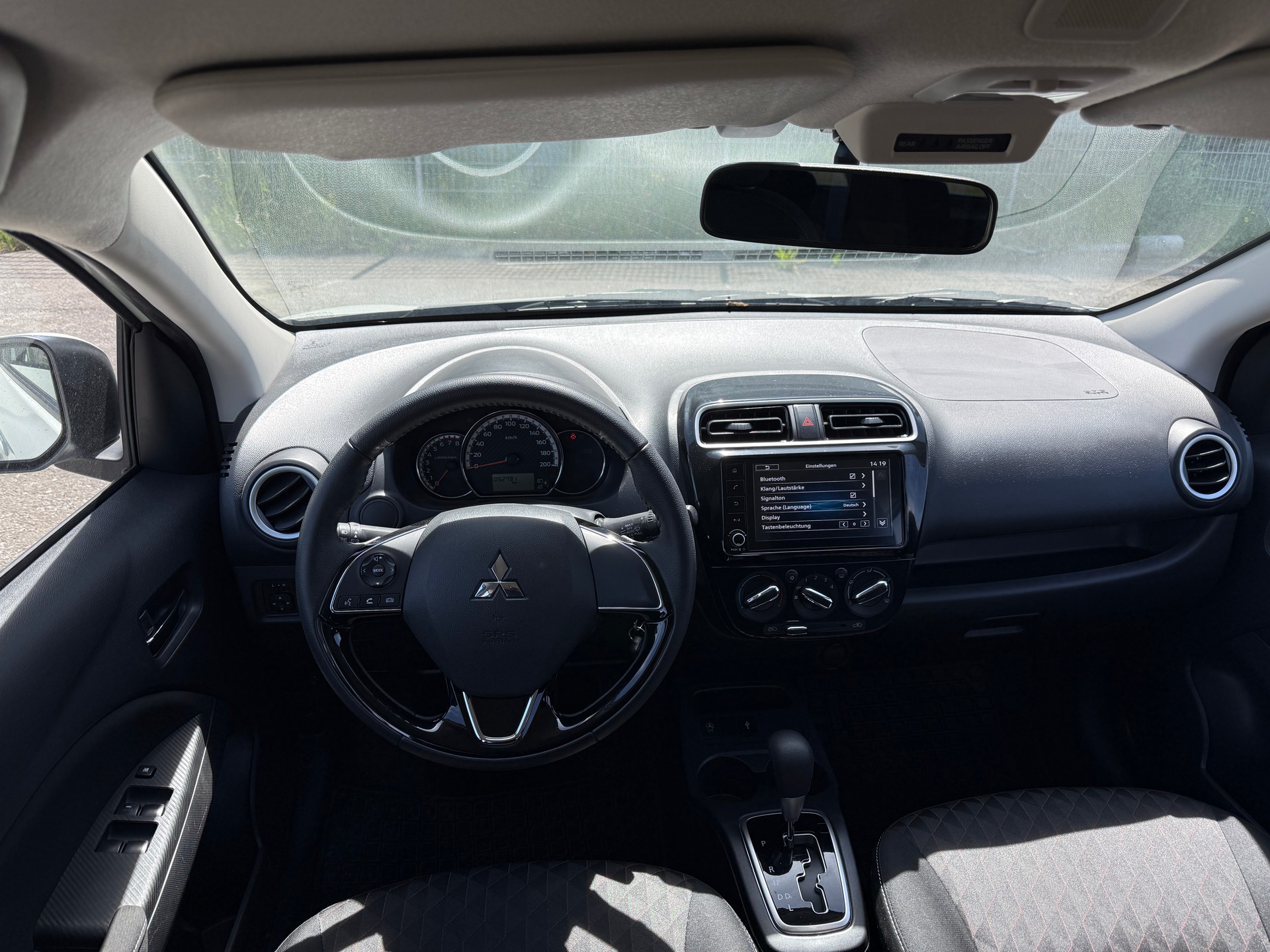 MITSUBISHI Space Star 1.2 CVT Intense+-image-11