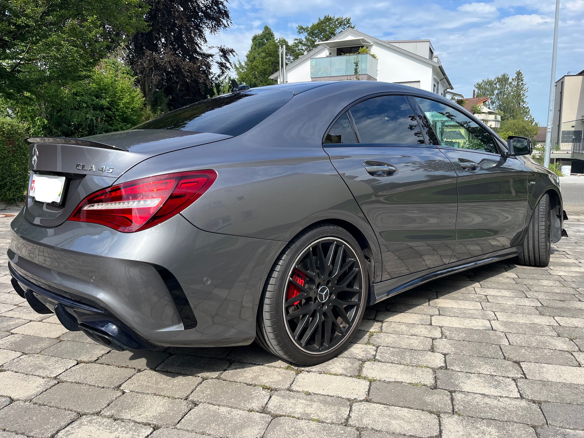MERCEDES-BENZ CLA 45 AMG 4m-image-4