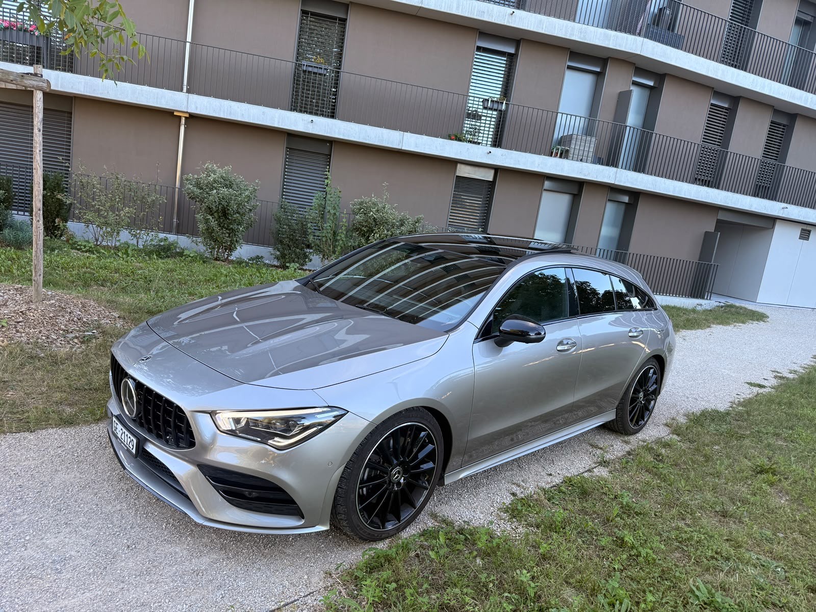 MERCEDES-BENZ CLA Shooting Brake 200 AMG Line 7G-DCT-image-0