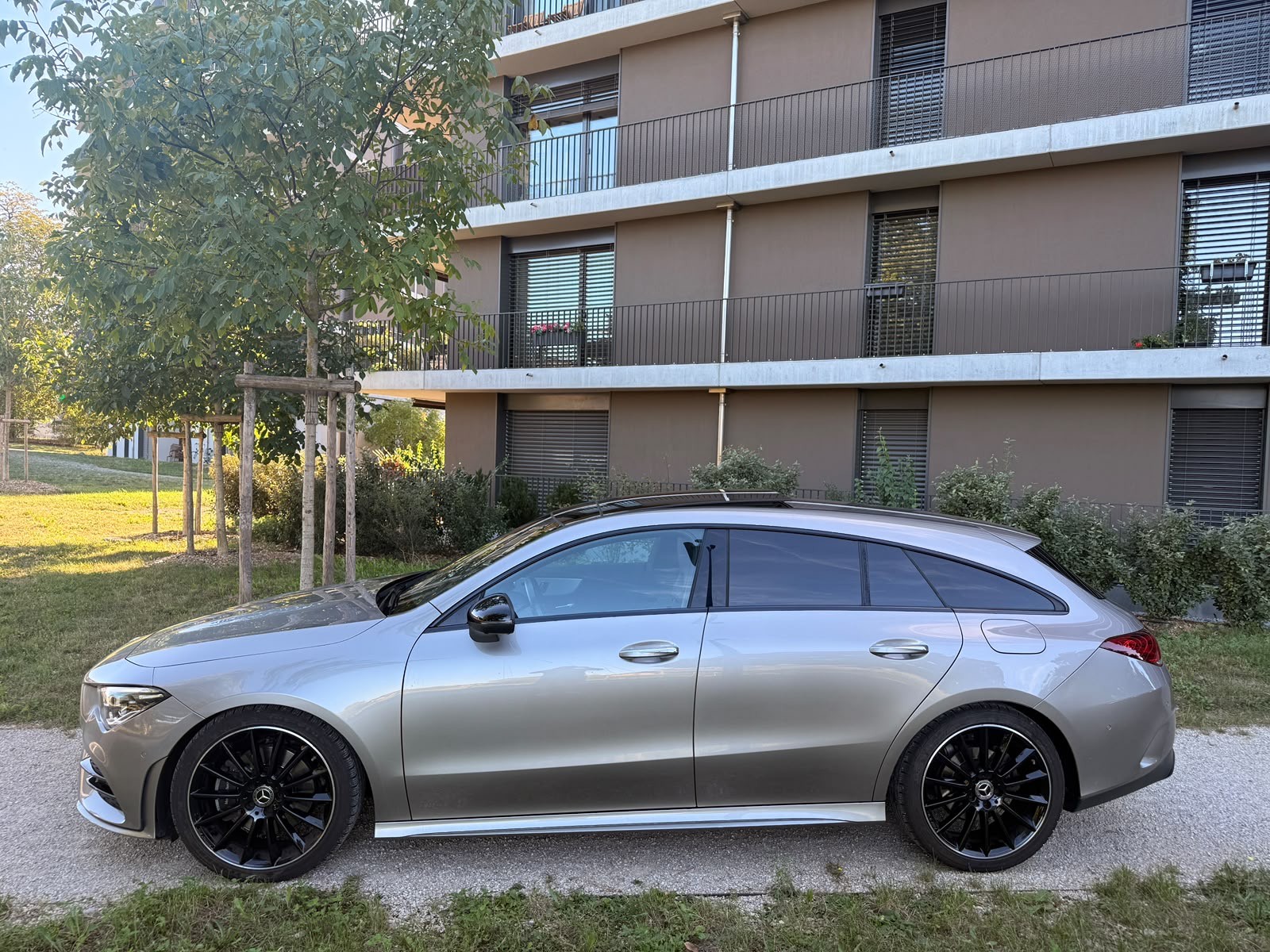 MERCEDES-BENZ CLA Shooting Brake 200 AMG Line 7G-DCT-image-6