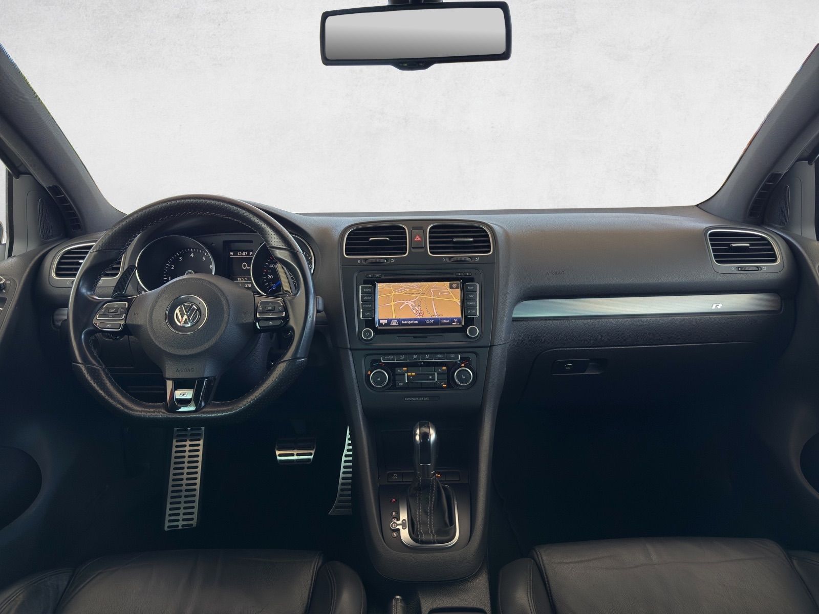 VW Golf 2.0 TSI R 4Motion DSG-image-10