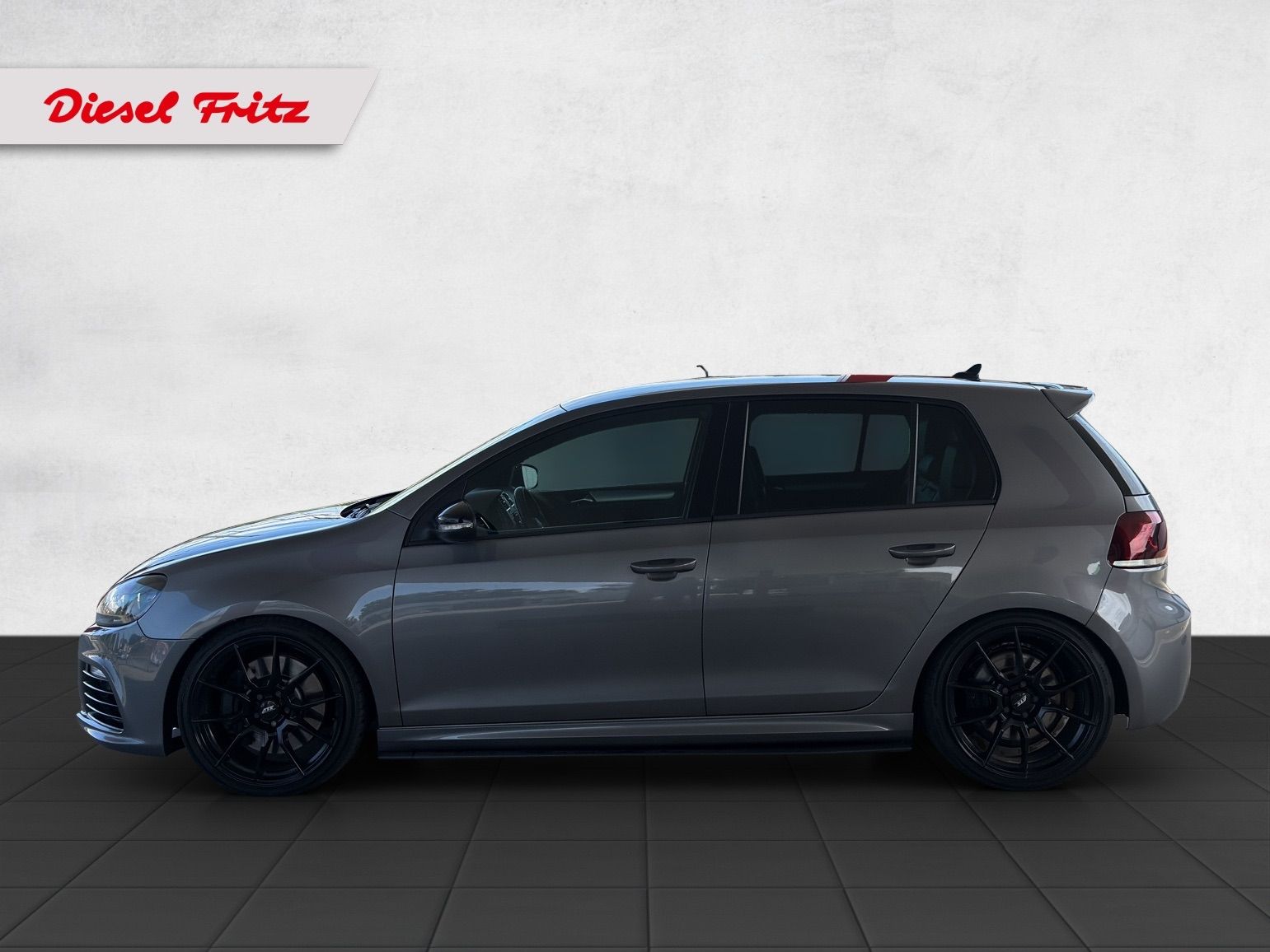 VW Golf 2.0 TSI R 4Motion DSG-image-1