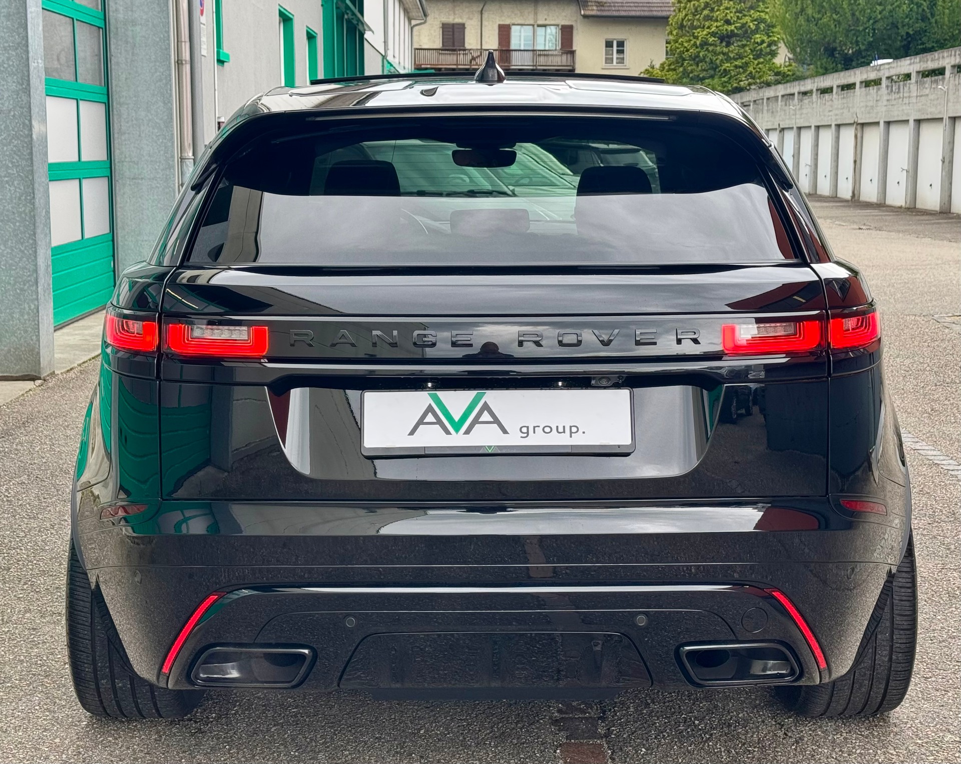 LAND ROVER Range Rover Velar R-Dynamic P 380 S Automatic-image-5