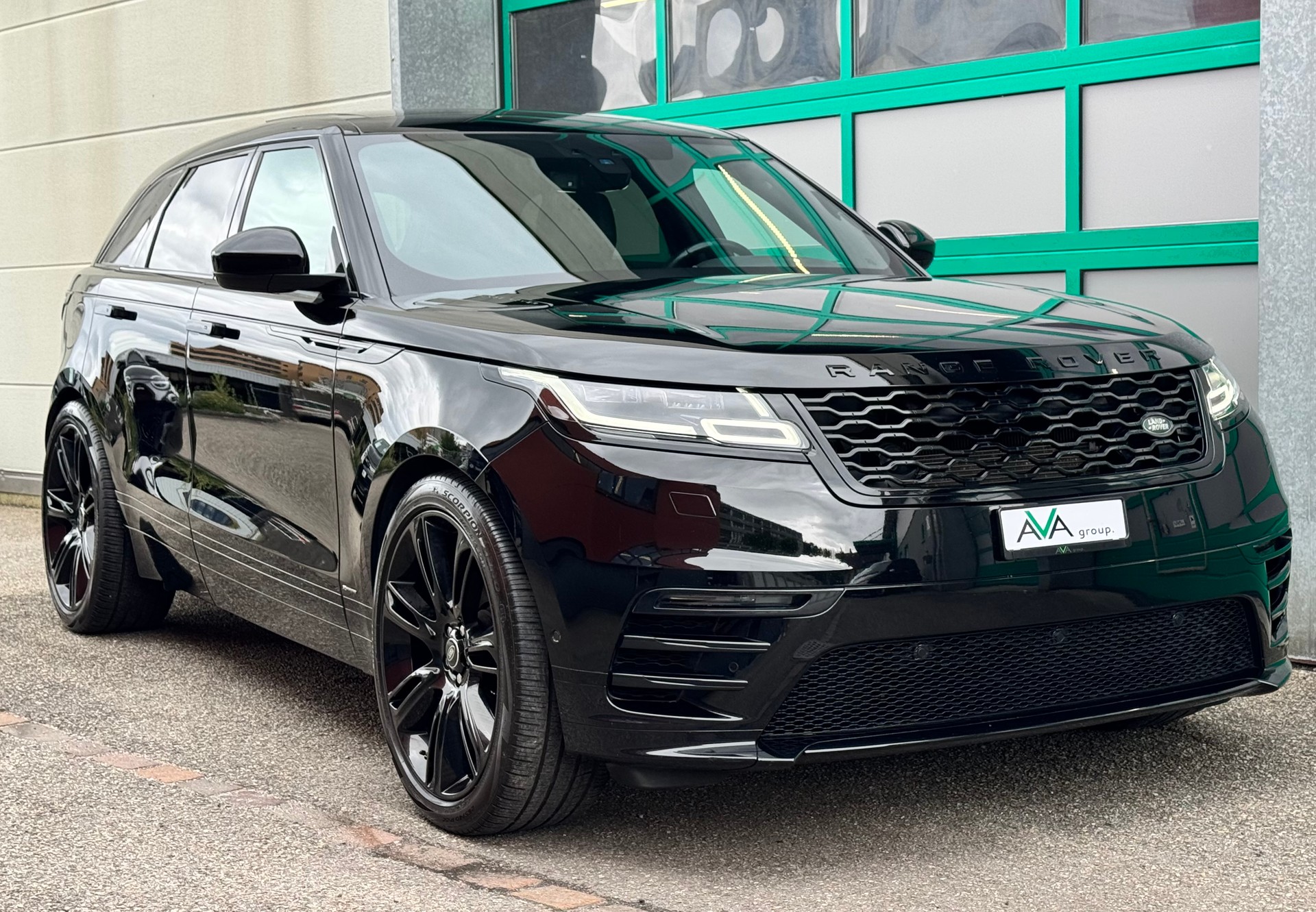 LAND ROVER Range Rover Velar R-Dynamic P 380 S Automatic-image-1
