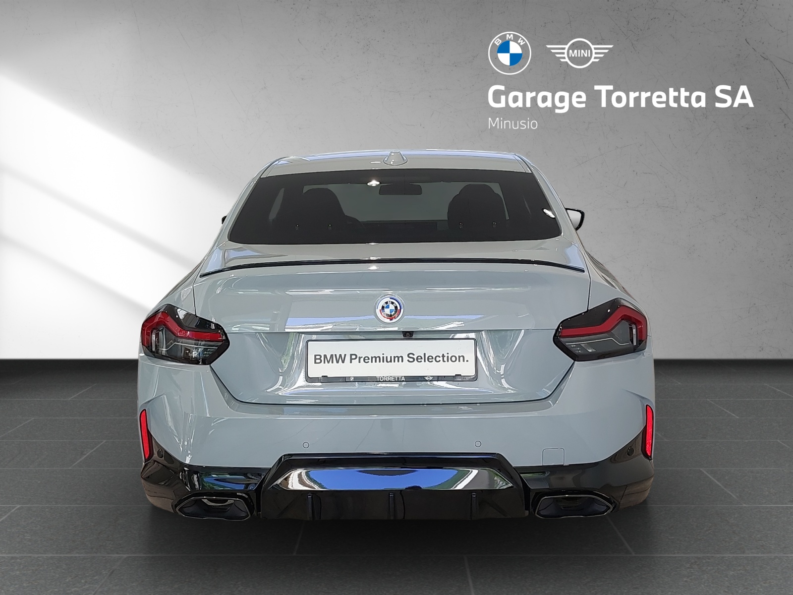 BMW M240i xDrive M Sport Pro Steptronic-image-3