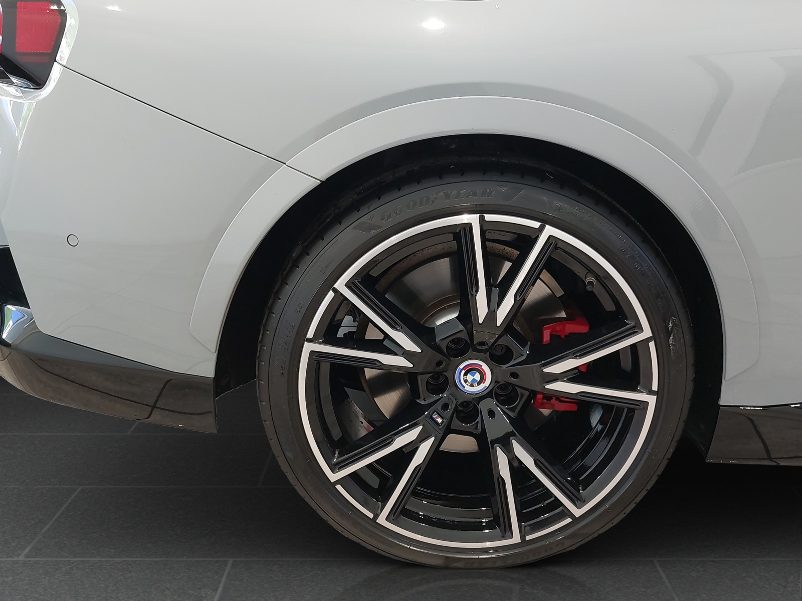 BMW M240i xDrive M Sport Pro Steptronic-image-10