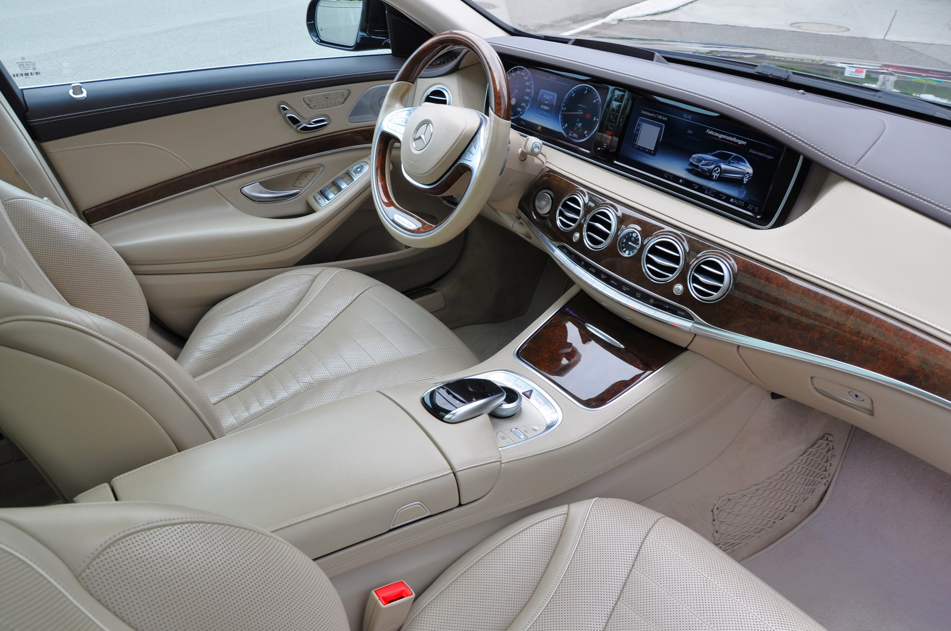 MERCEDES-BENZ S 350 d L 9G-Tronic-image-19