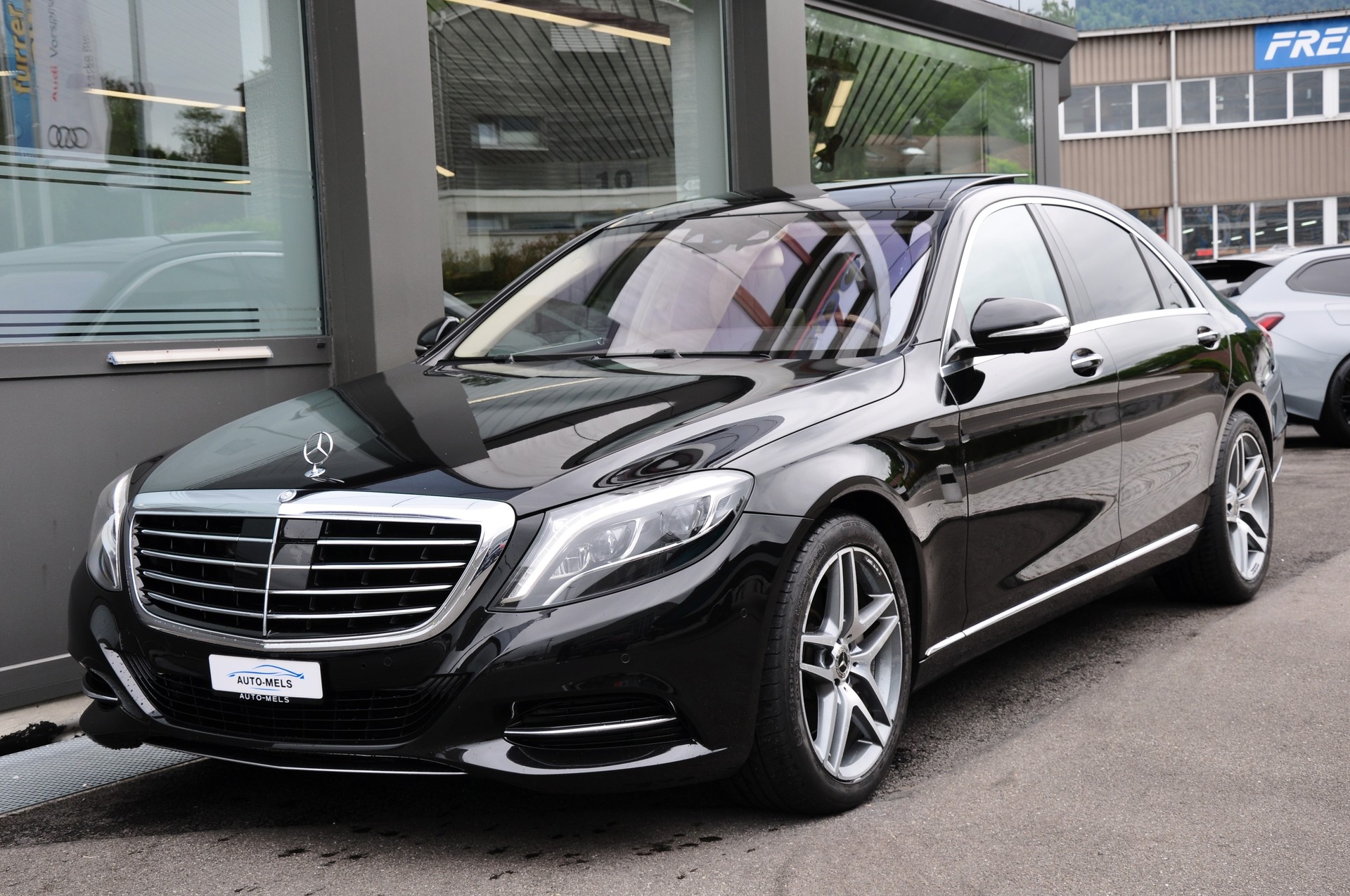 MERCEDES-BENZ S 350 d L 9G-Tronic-image-5