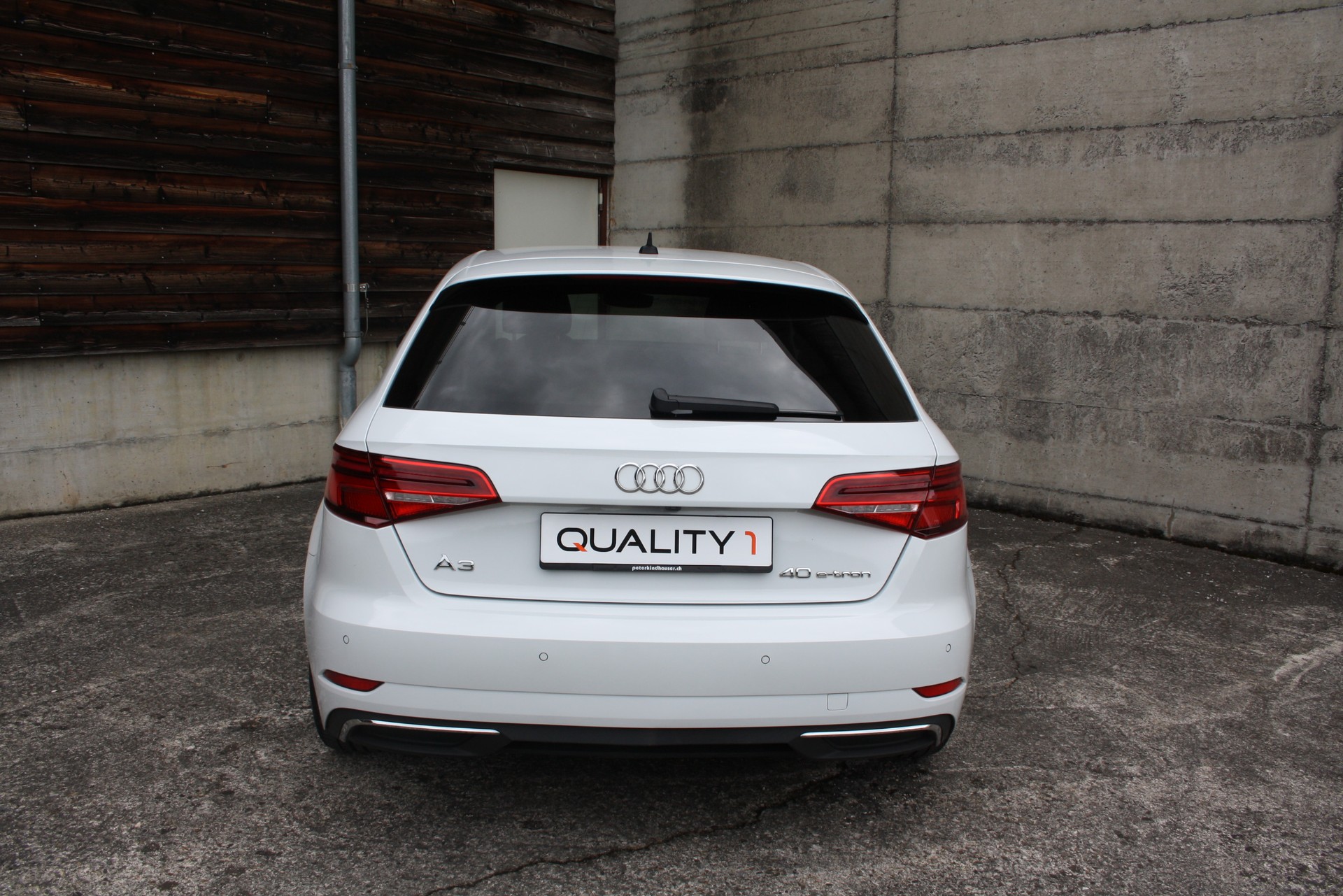 AUDI A3 Sportback 40 TFSI e-tron Sport S-tronic-image-5