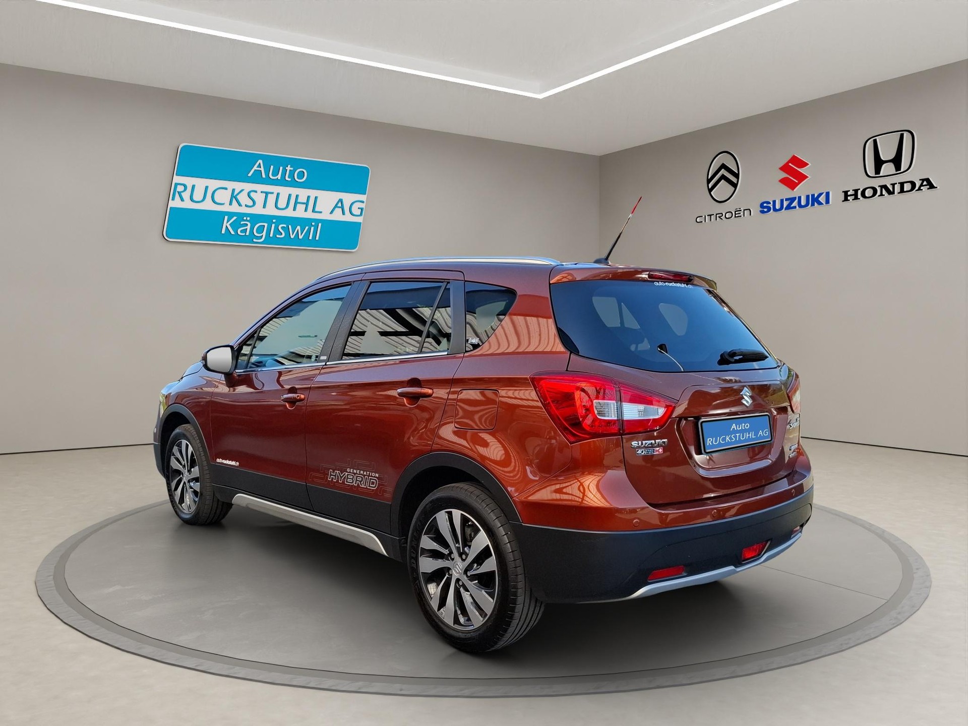 SUZUKI SX4 S-Cross 1.4 T Generation Top Hybrid 4x4-image-4