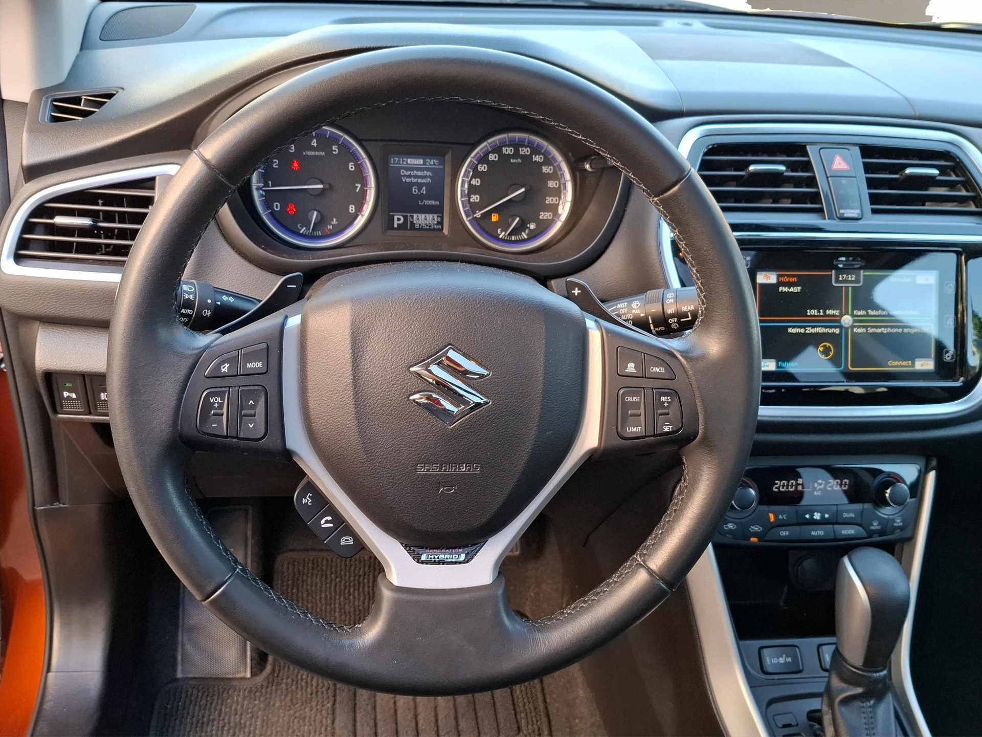 SUZUKI SX4 S-Cross 1.4 T Generation Top Hybrid 4x4-image-7