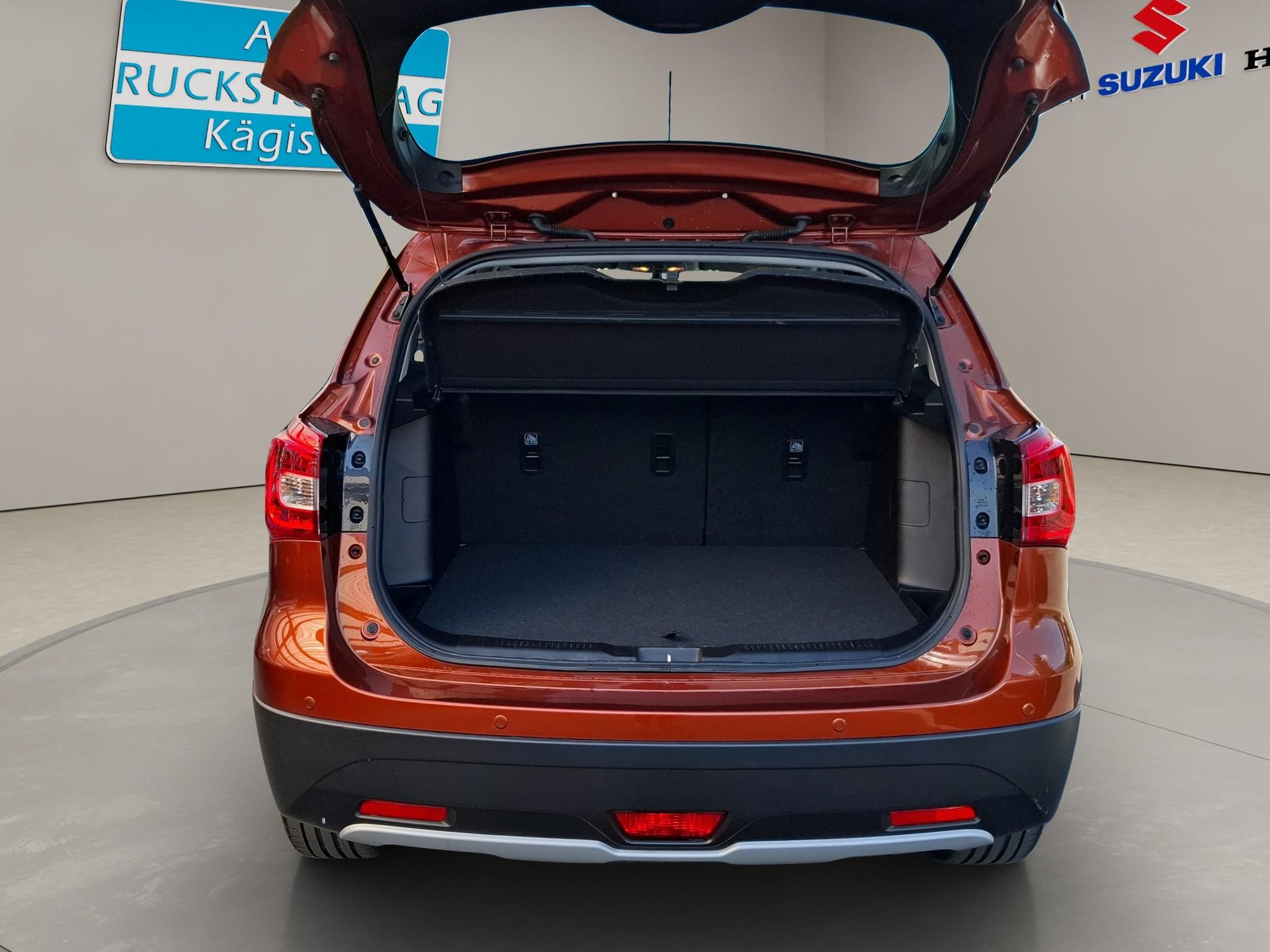 SUZUKI SX4 S-Cross 1.4 T Generation Top Hybrid 4x4-image-12