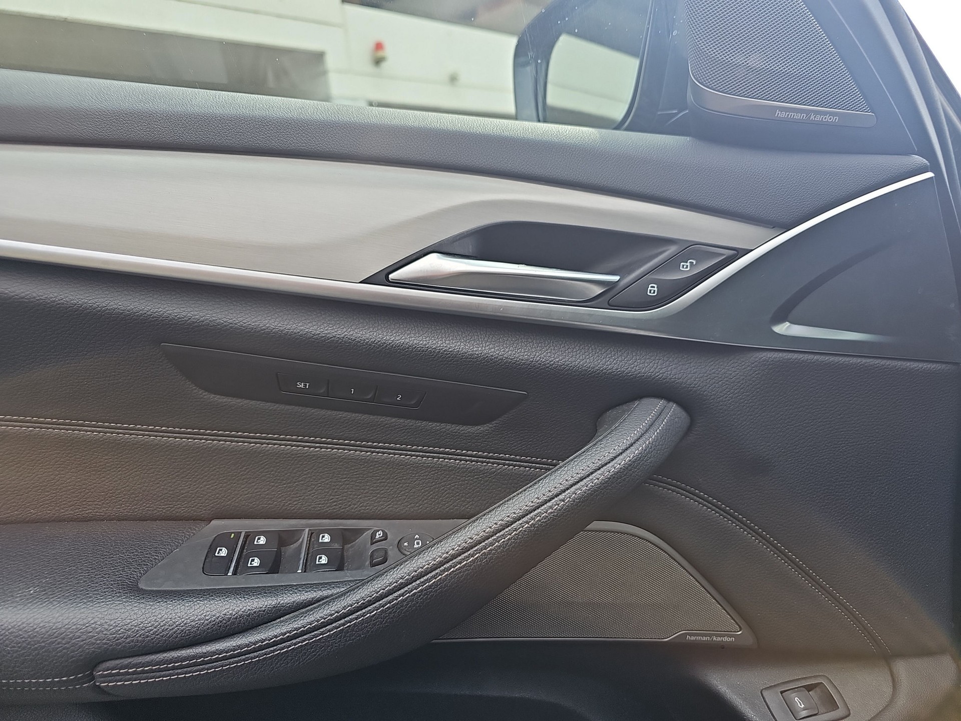 BMW 530d xDrive Touring Sport Line Steptronic-image-16