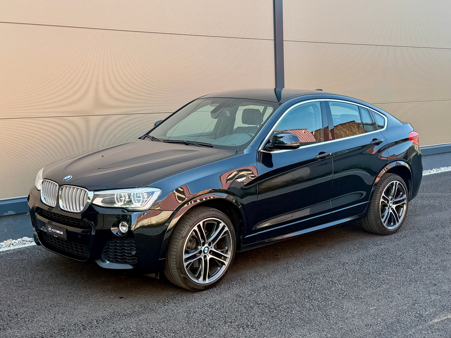 BMW X4 xDrive 28i Steptronic - M Sport Paket --image-0
