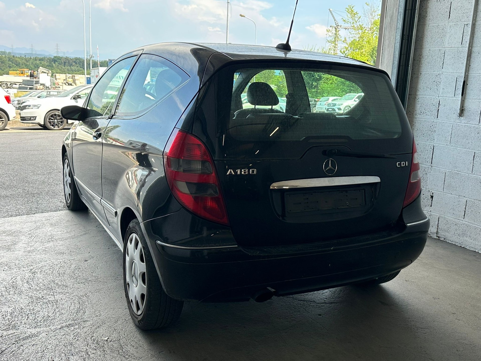 MERCEDES-BENZ A 180 CDI Avantgarde-image-3