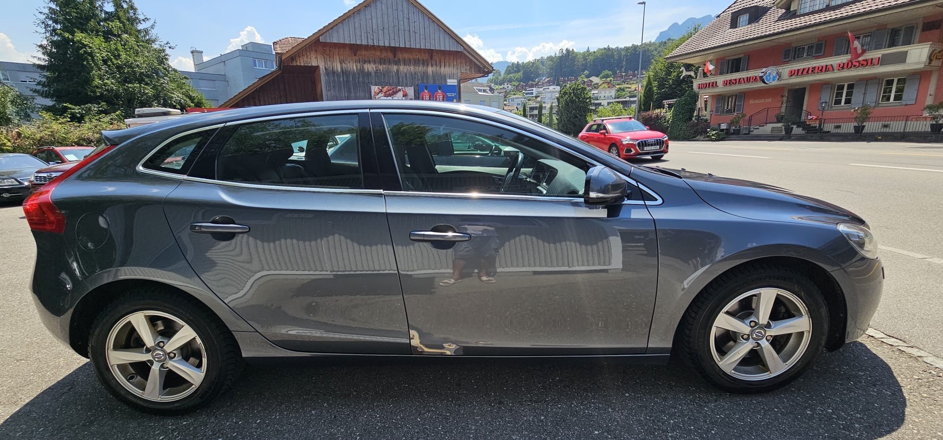 VOLVO V40 T4 Powershift-image-3