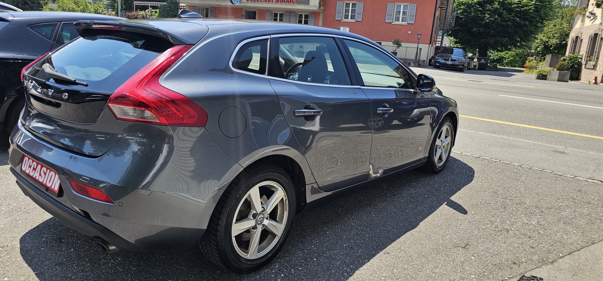 VOLVO V40 T4 Powershift-image-6