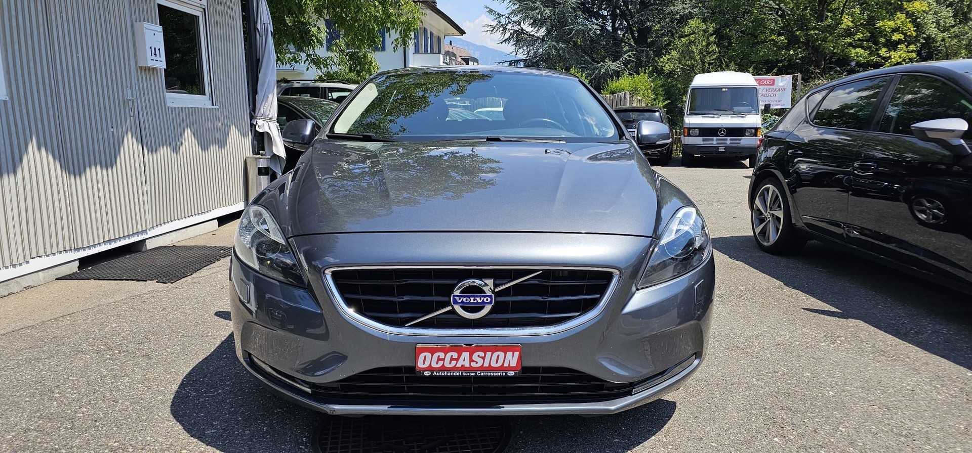 VOLVO V40 T4 Powershift-image-0