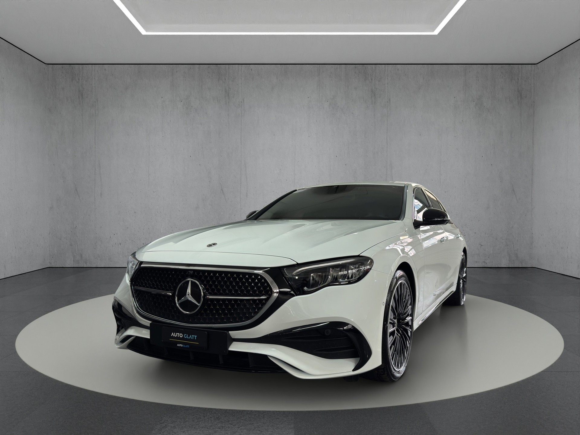 MERCEDES-BENZ E 200 9G-Tronic AMG Line "Night Star-Pano-360°-Luftfederung"-image-26