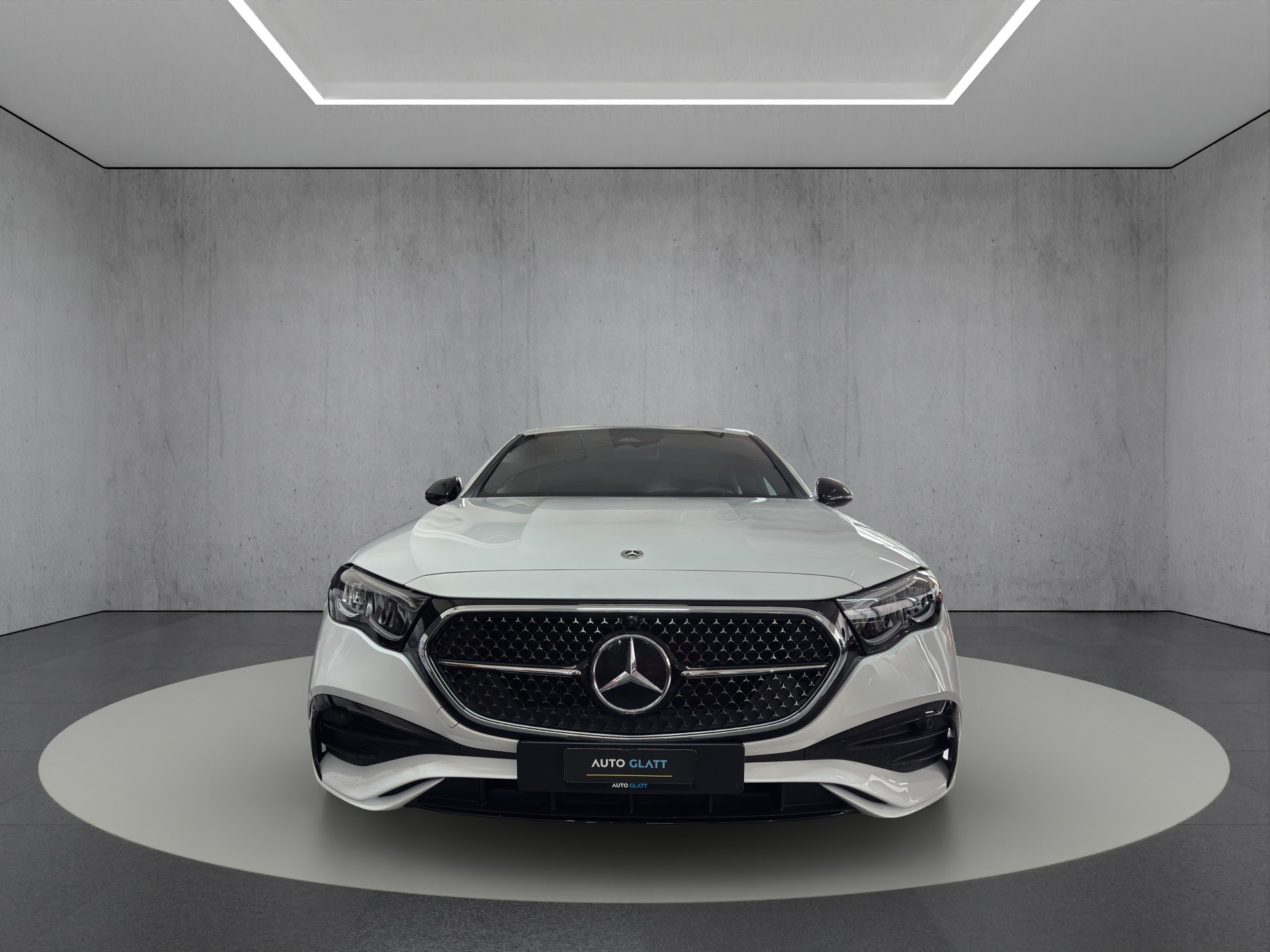 MERCEDES-BENZ E 200 9G-Tronic AMG Line "Night Star-Pano-360°-Luftfederung"-image-6
