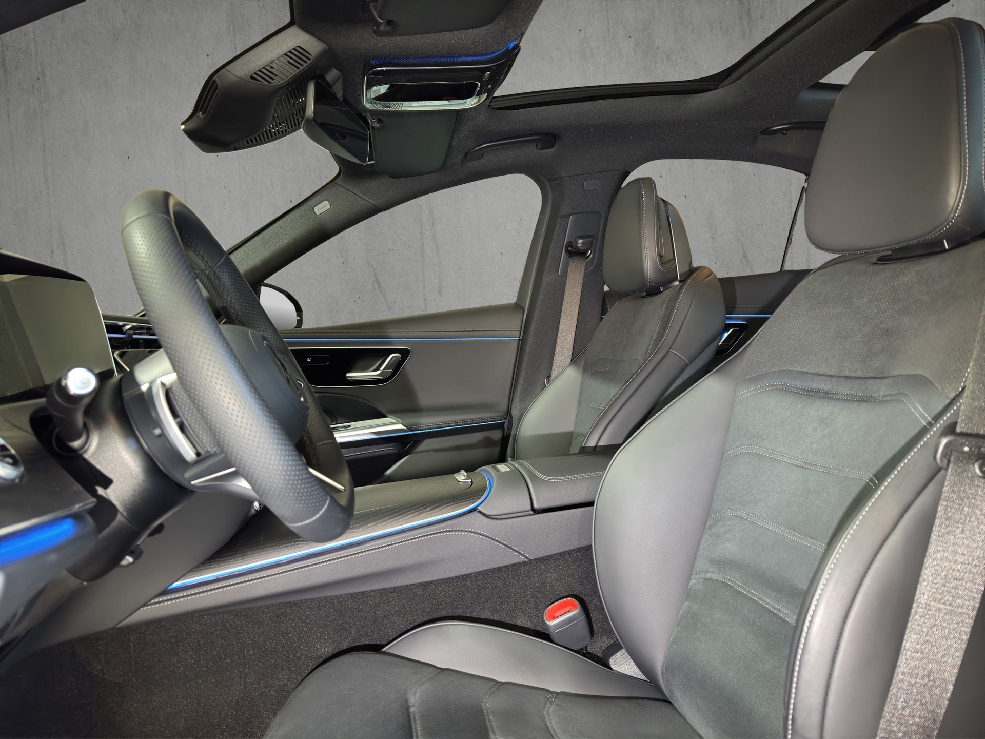 MERCEDES-BENZ E 200 9G-Tronic AMG Line "Night Star-Pano-360°-Luftfederung"-image-7