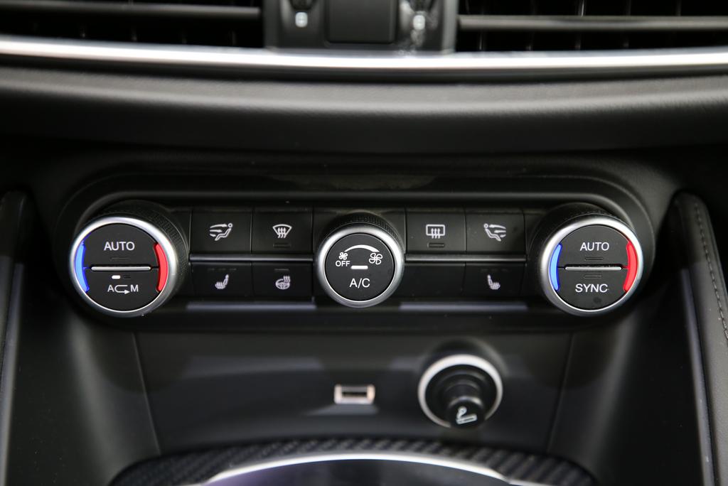 ALFA ROMEO Stelvio 2.9 V6 Biturbo Q4 Quadrifoglio-image-7