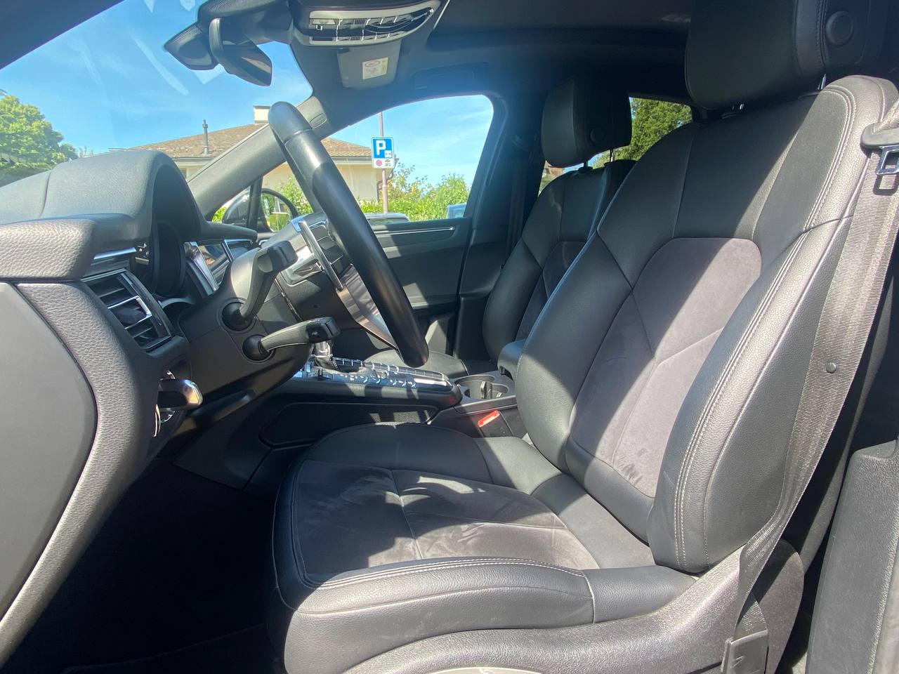 PORSCHE Macan PDK-image-15