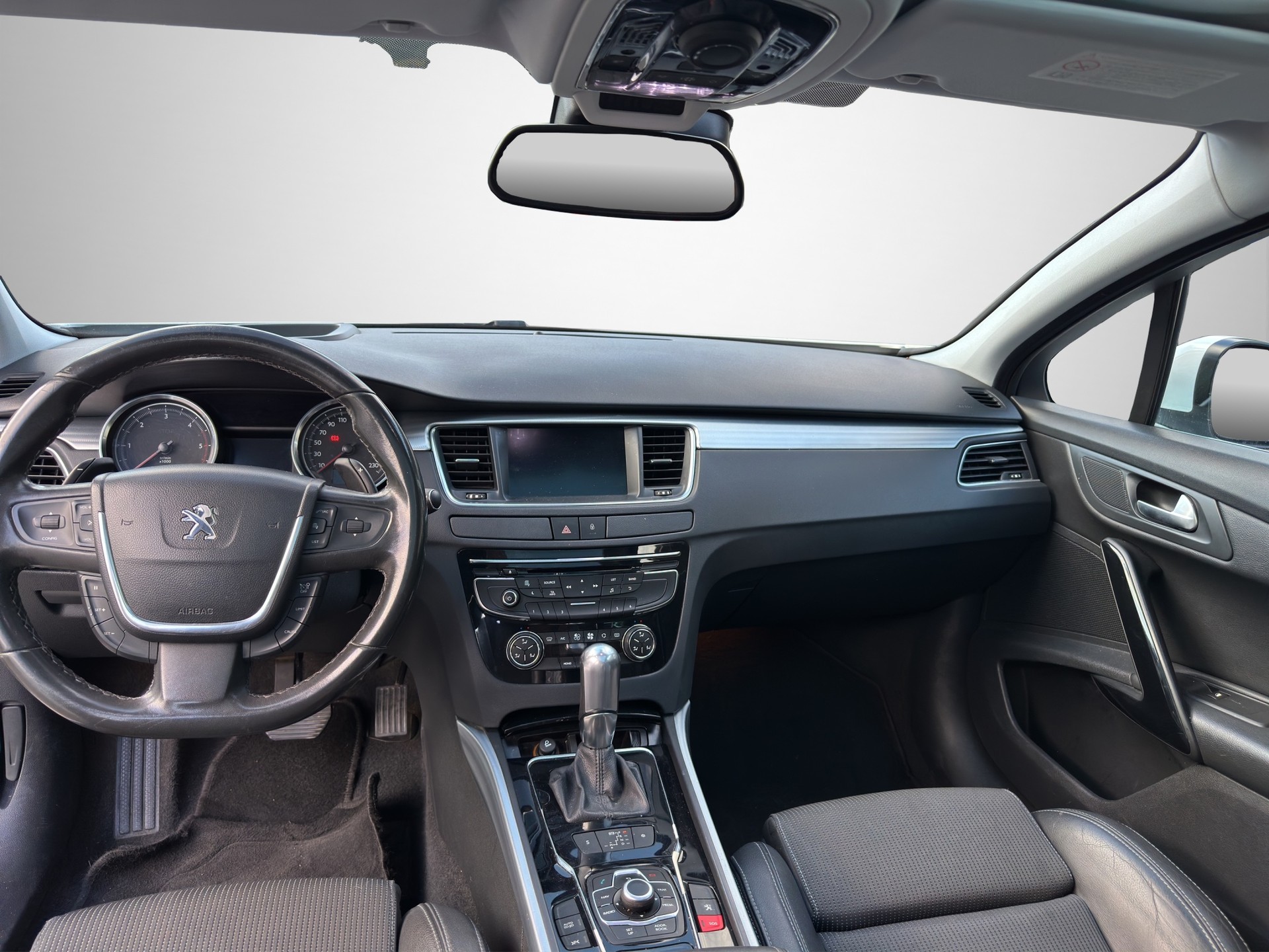PEUGEOT 508 SW 2.2 HDI GT Automatic-image-11