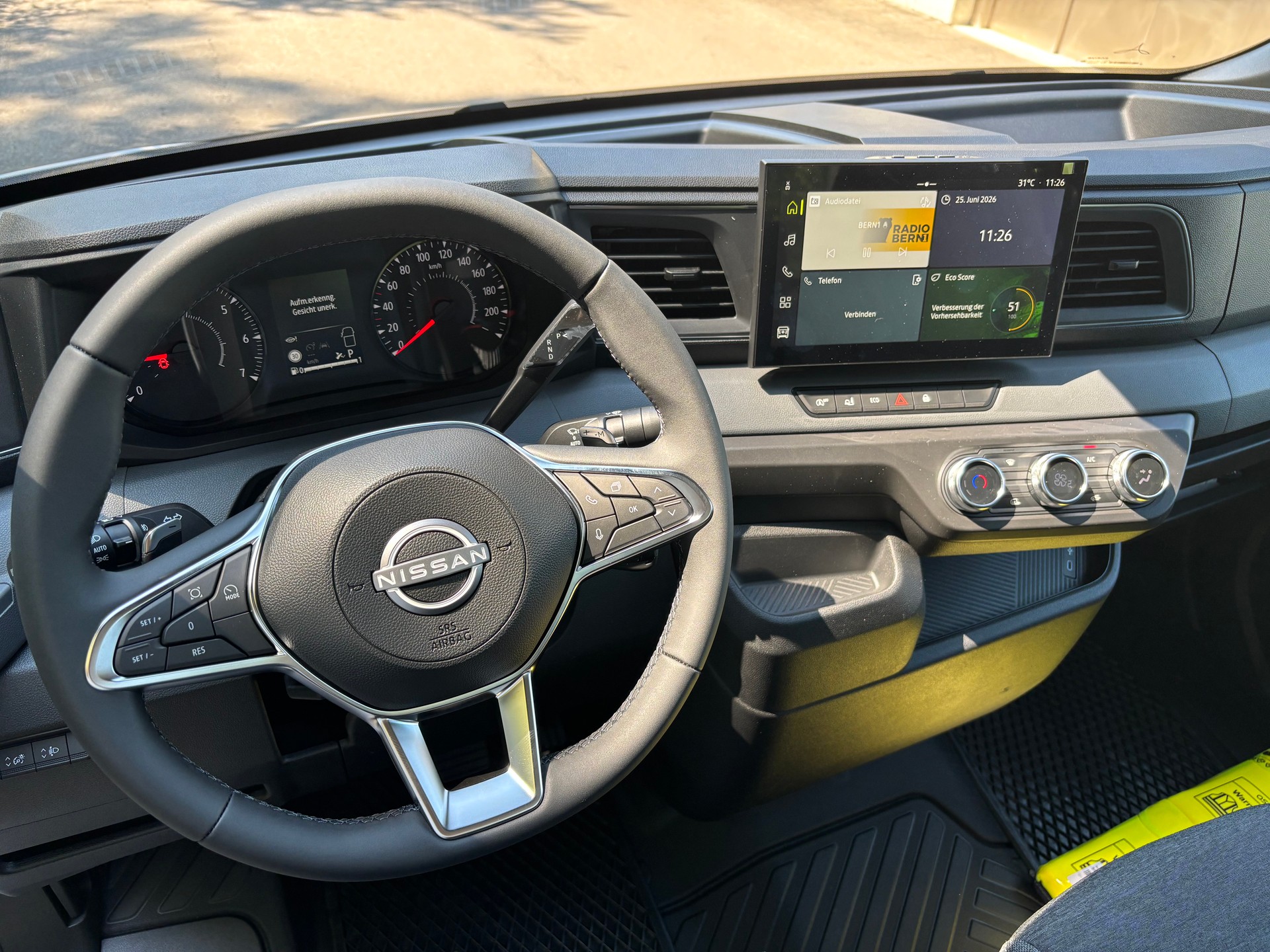 NISSAN Interstar Acenta 150 PS L3H1 9AT-image-8